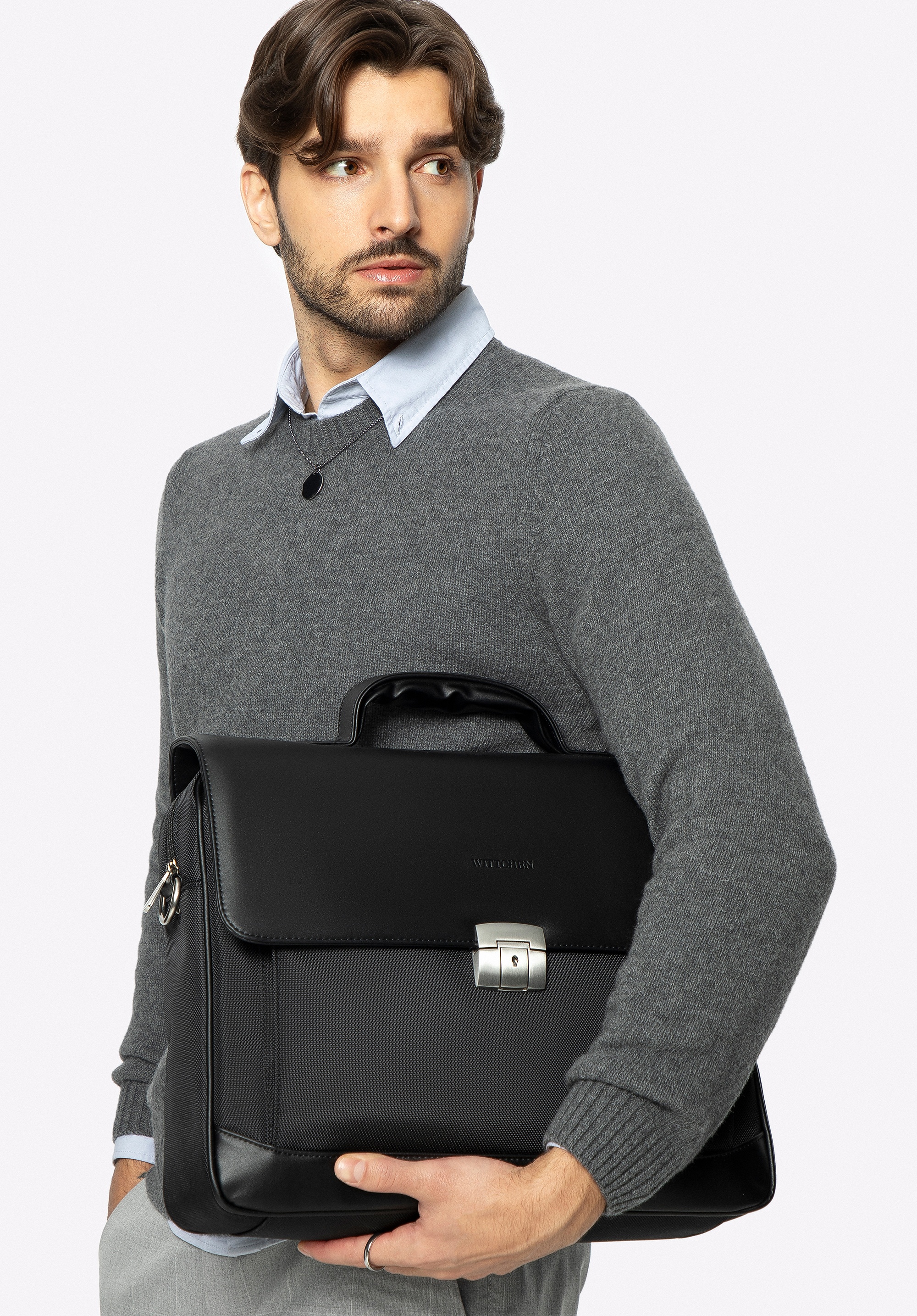 Teczka z kieszenią na laptopa 15,6” z tkaniny czarna