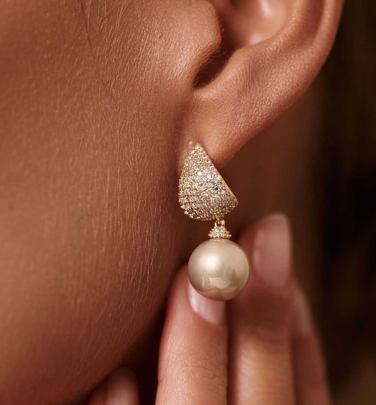 Kolczyki złocone z perłą i cyrkoniami KLU0151