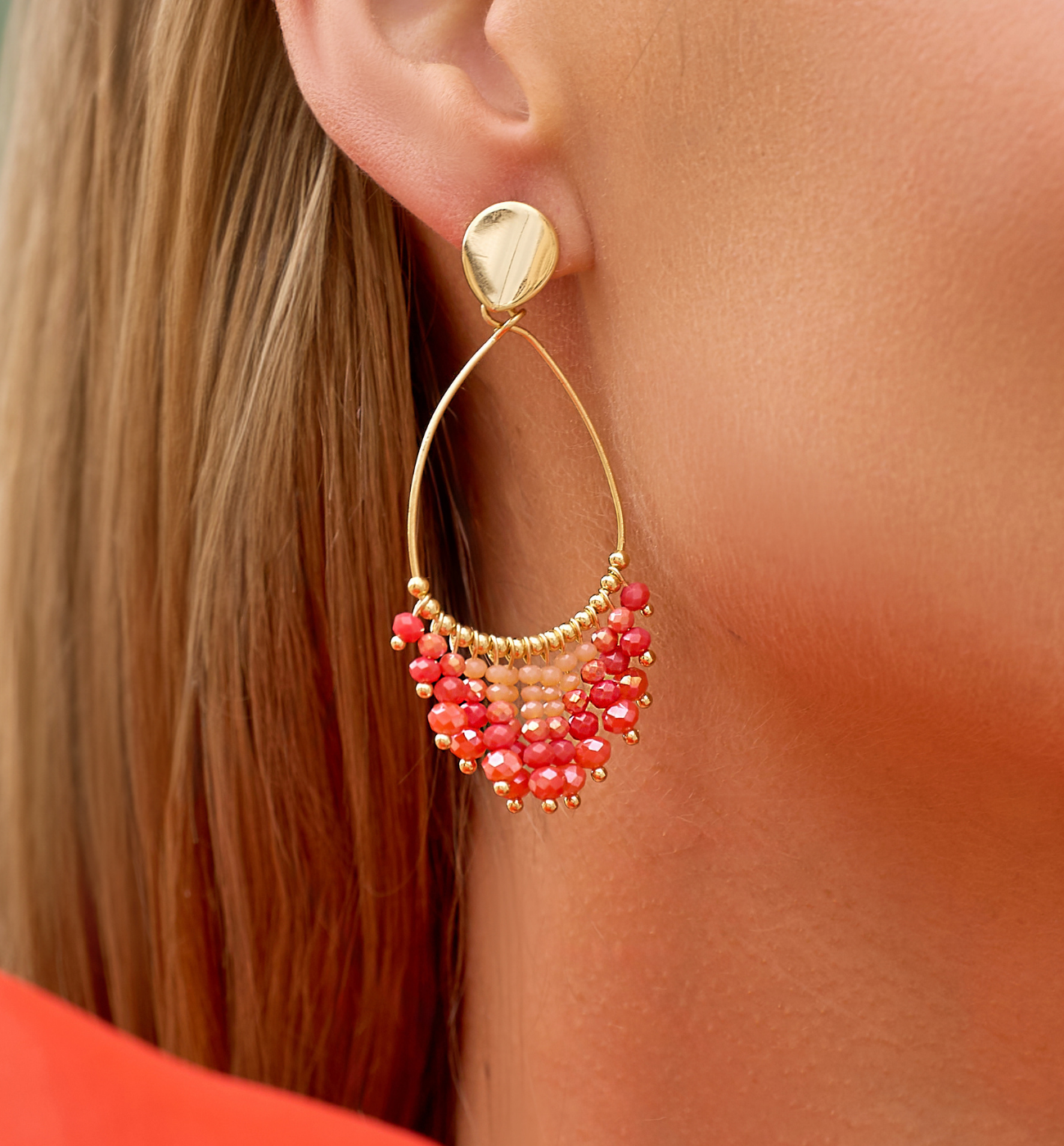 Kolczyki łezki z czerwonymi kryształkami KWE0249