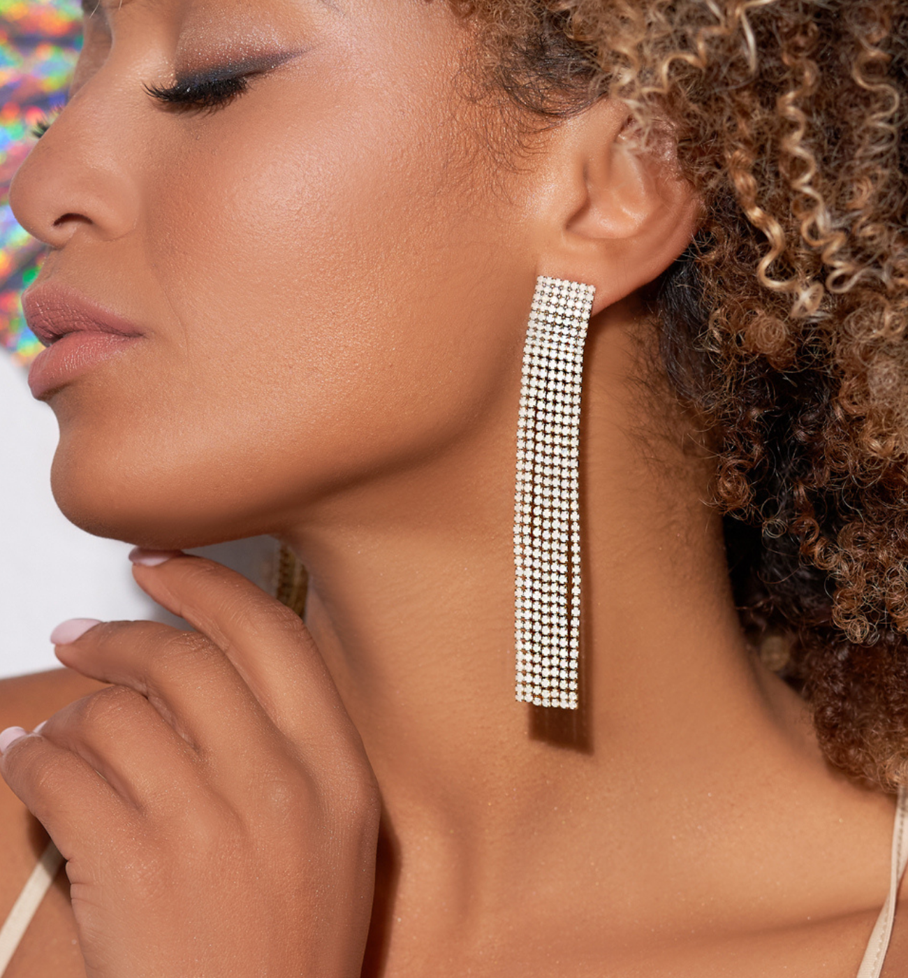 Kolczyki kryształowe złote mleczne Carnival - By Dziubeka