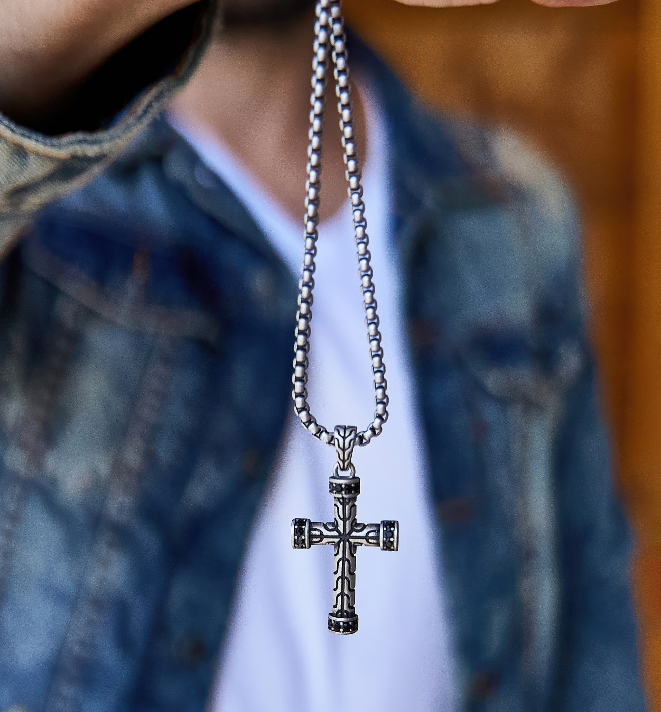 Naszyjnik męski z krzyżykiem Hring - By Dziubeka