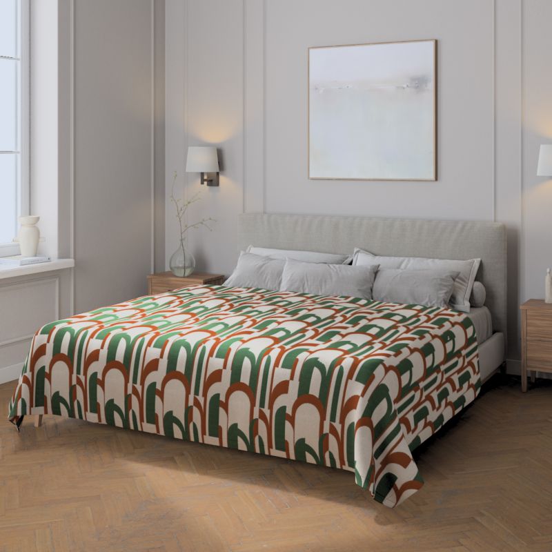 Pled narzuta 220x260cm Dekoria 220x260cm zielono-czerwony wzory na kremowym tle 1 szt.