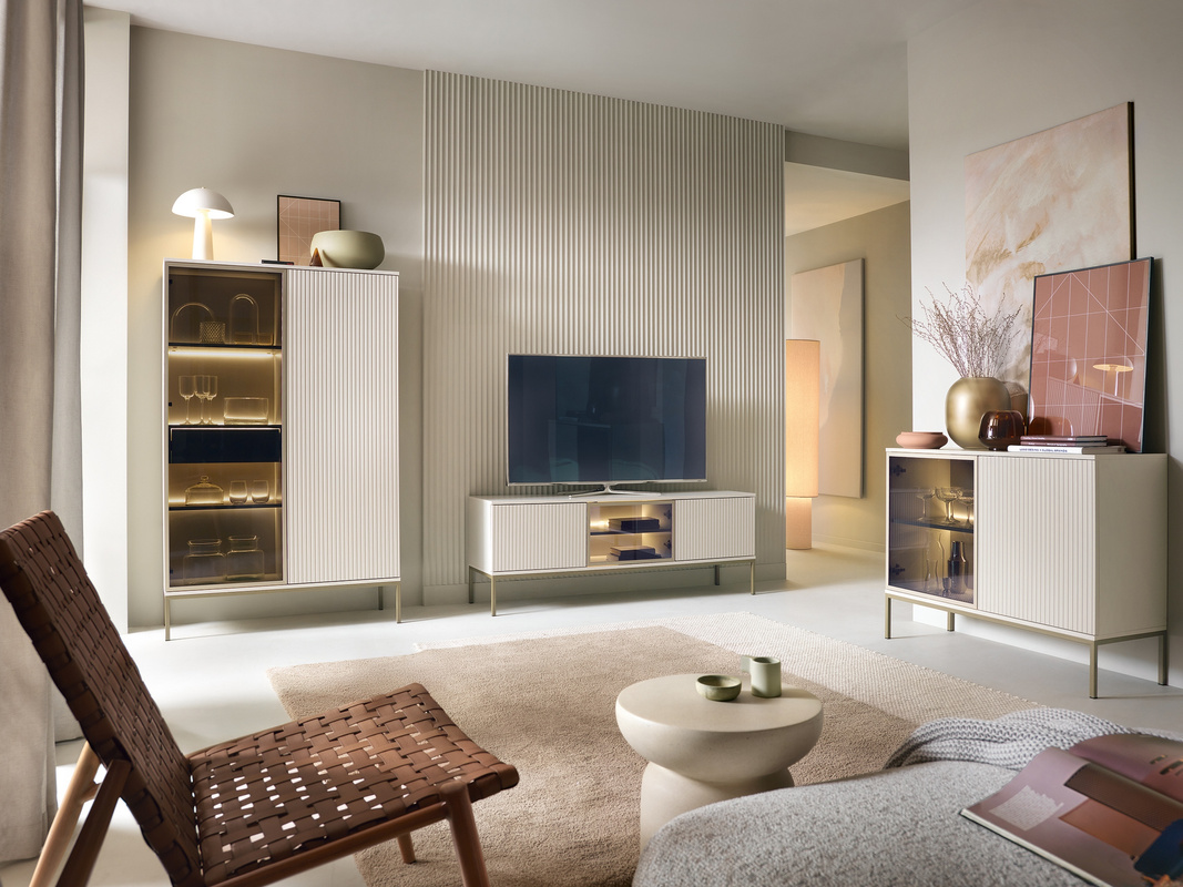 Nowoczesna meblościanka do salonu z witryną kaszmir SEWILLA