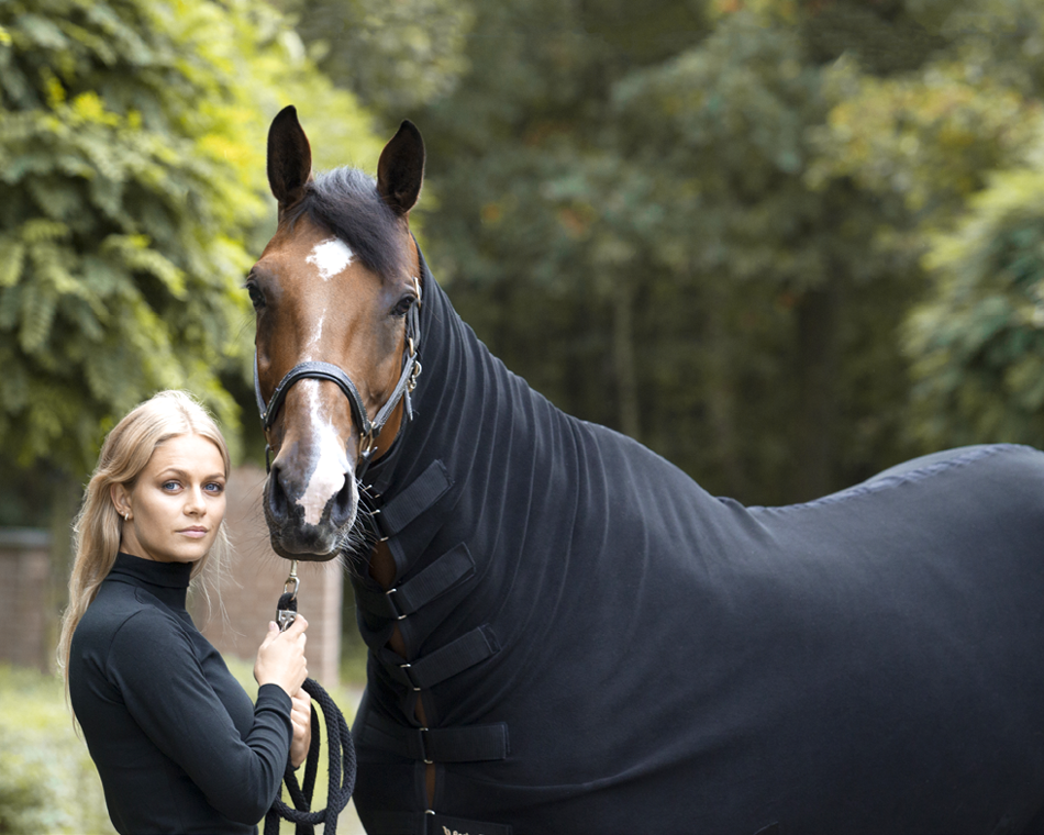 Back on Track Back on Track derka polarowa Supreme z kapturem