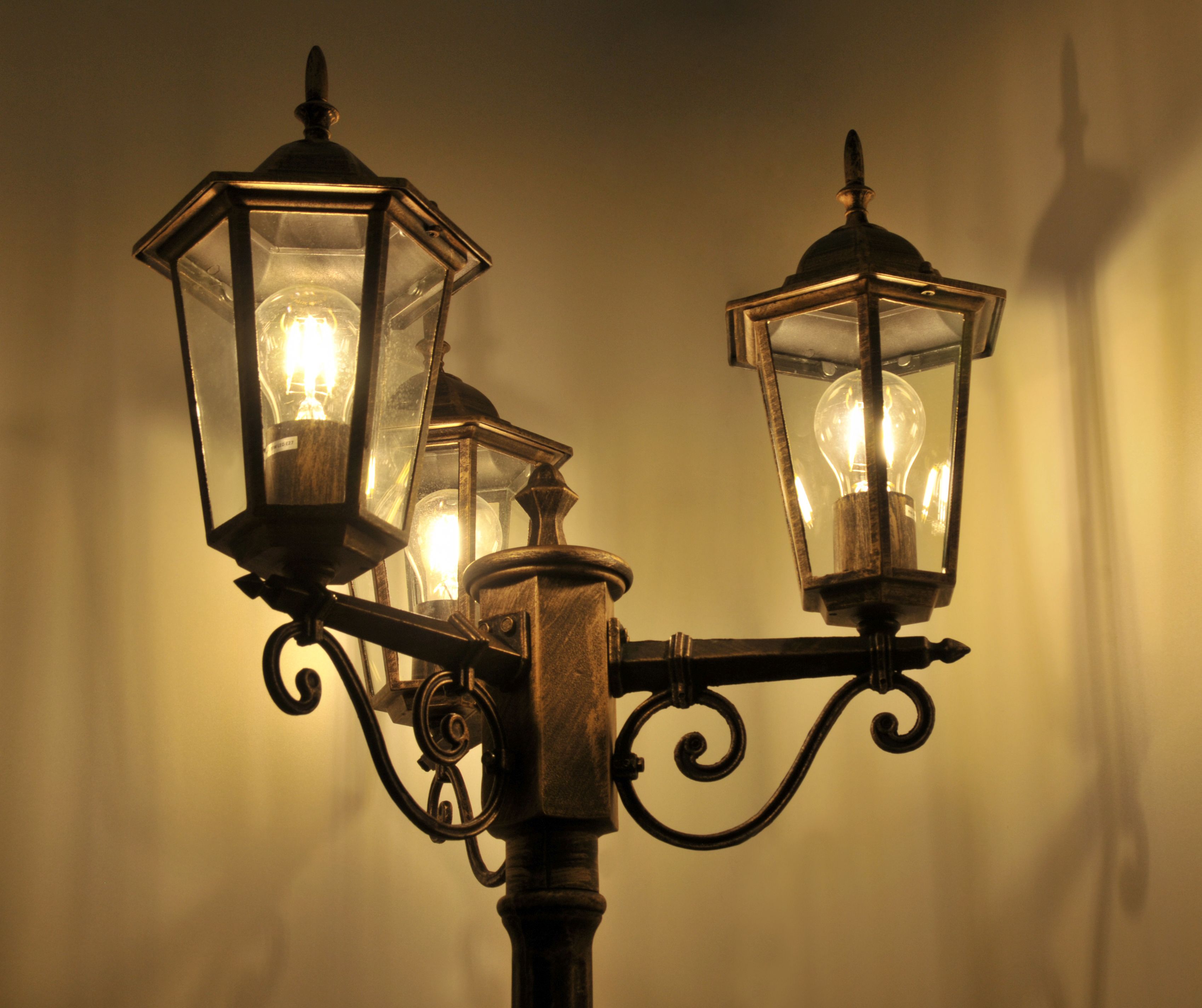 Goldlux Liguria lampa stojąca zewnętrzna 3x20 W patyna 313430