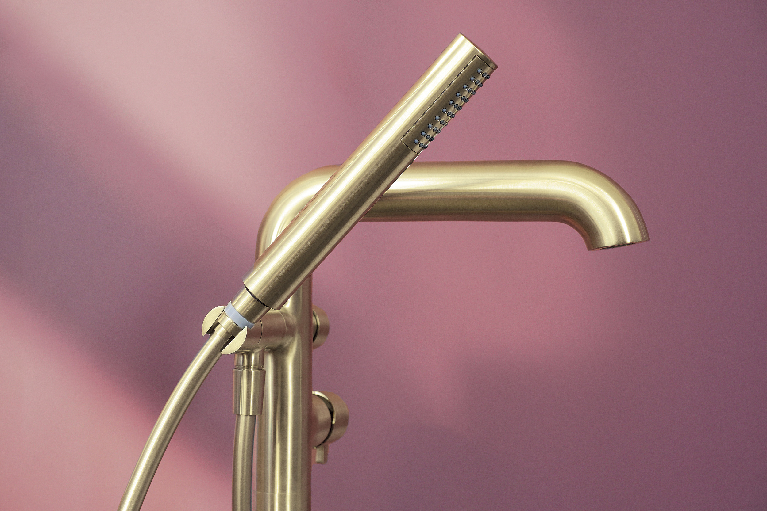 Deante Silia bateria wannowo-prysznicowa wolnostojąca złoty szczotkowany BQSR17M