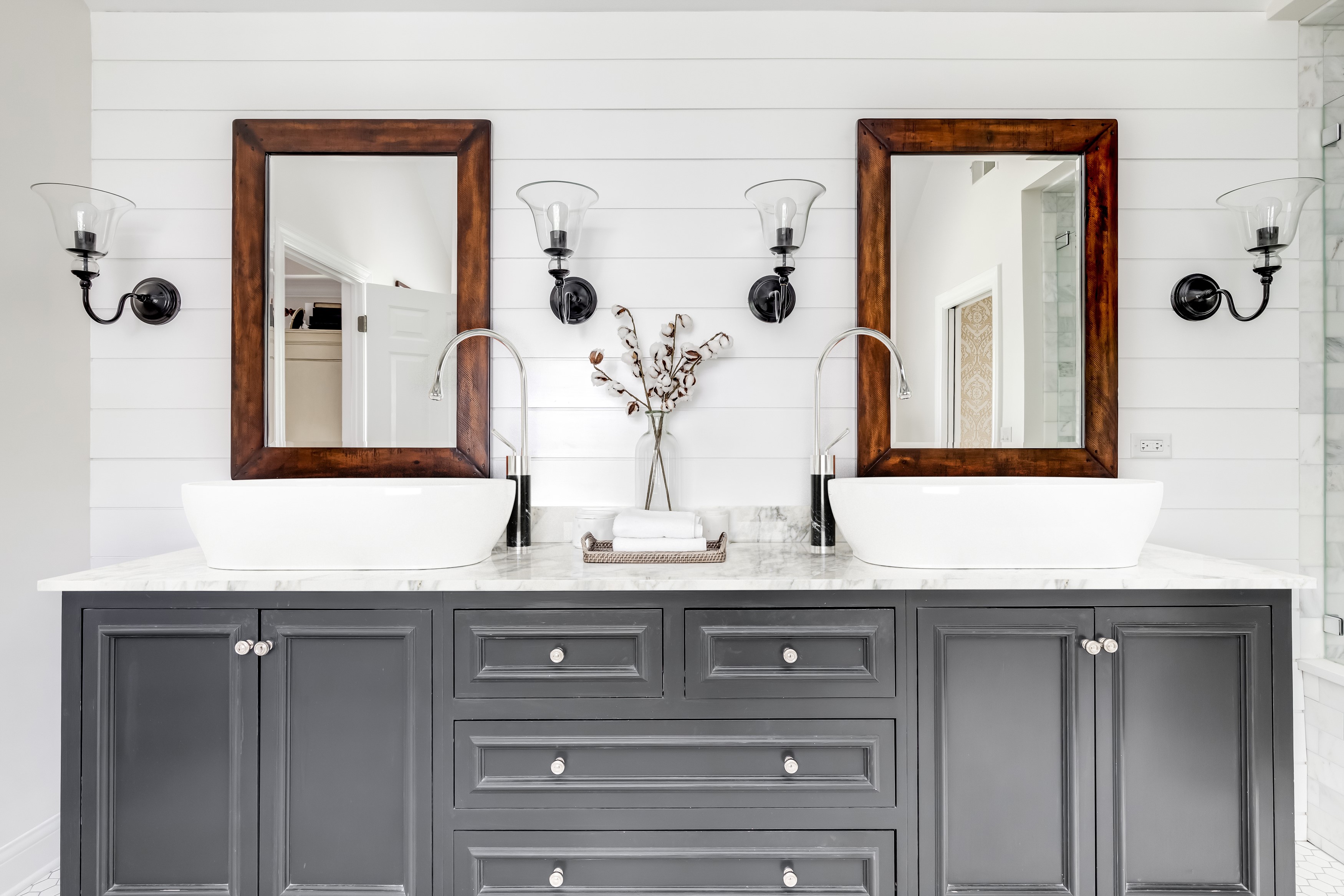 Invena Gabro bateria umywalkowa stojąca czarny/chrom BU-33-W08