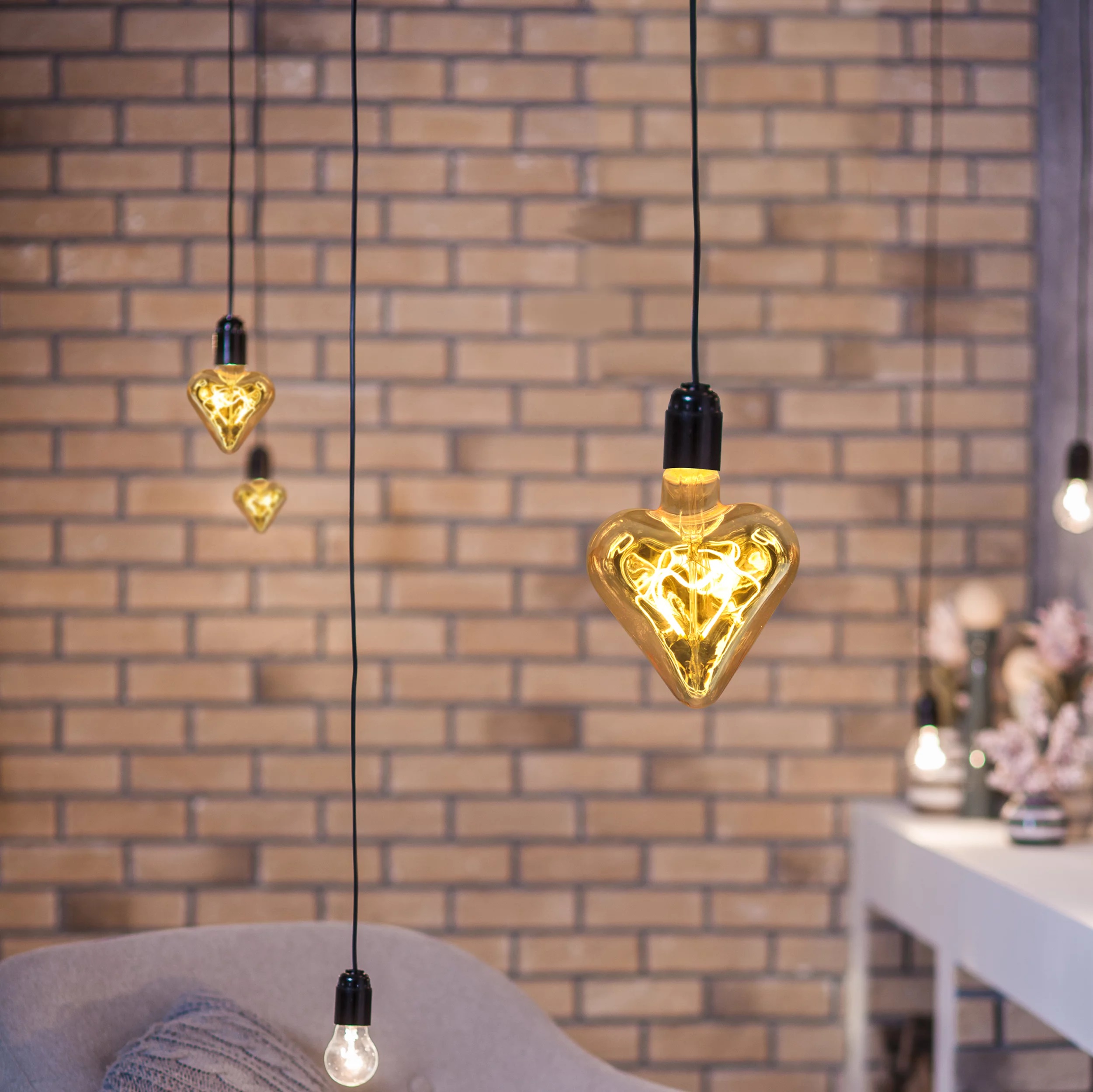 Goldlux VintageAmber żarówka LED 2,3W 2000 K E27 316608