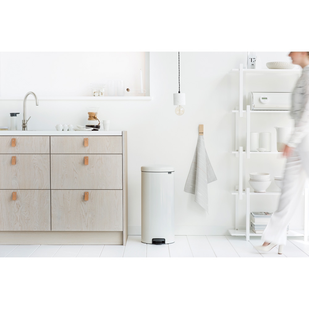 Brabantia NewIcon kosz na śmieci 30 l pedałowy biały 111785