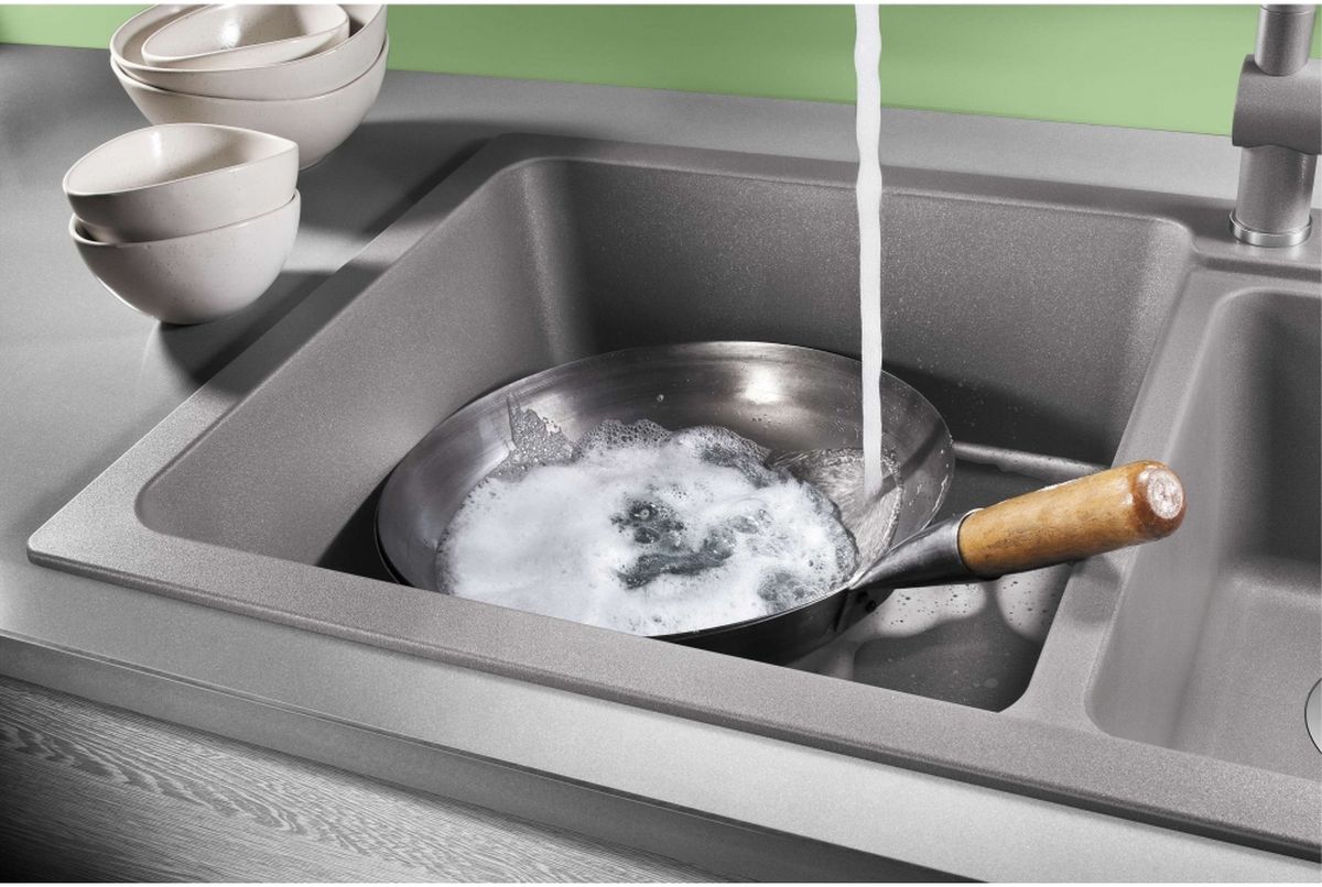 Blanco Naya 8 zlewozmywak 81,5x50 cm z Silgranit PuraDur czarny 525944