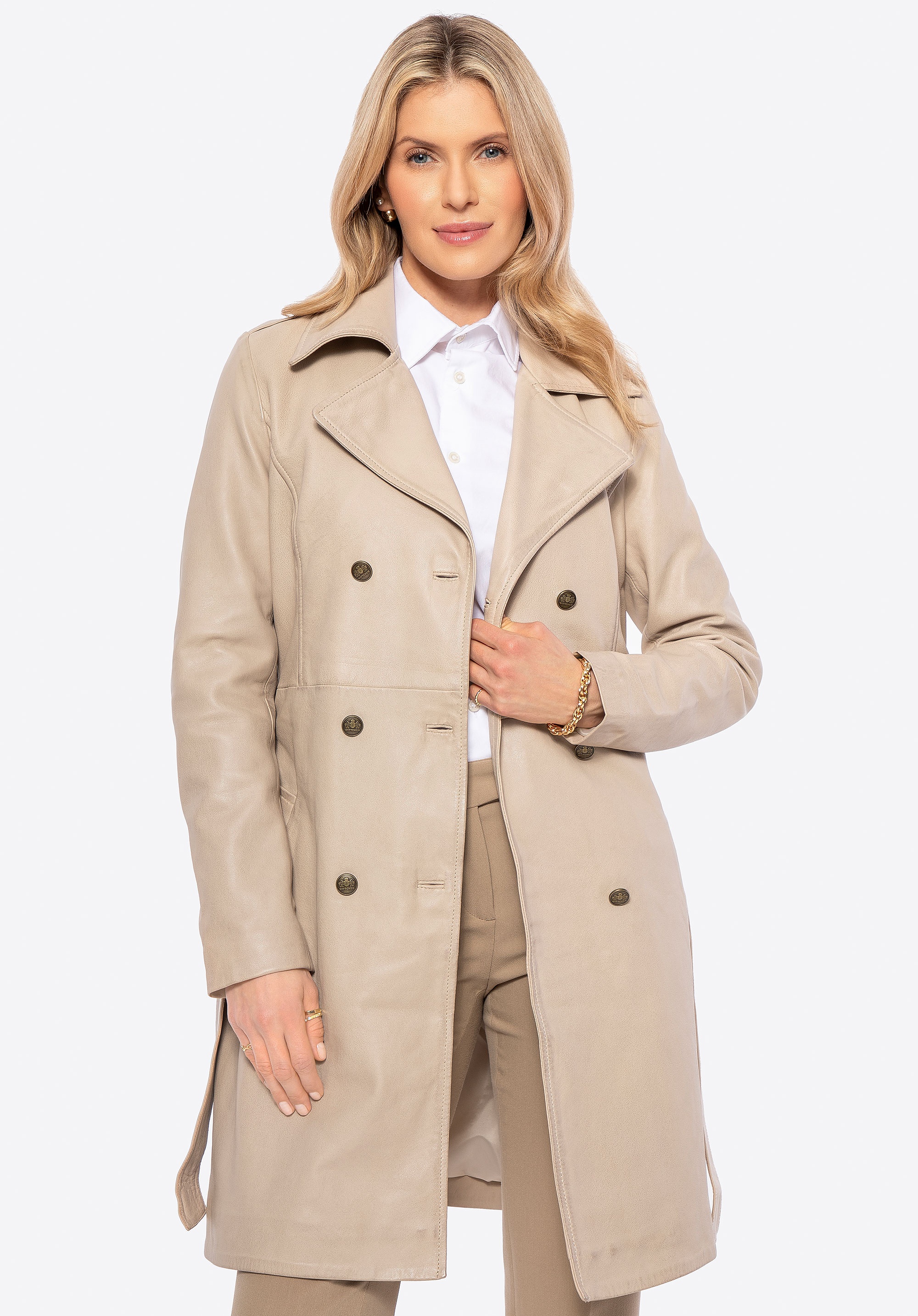 Damski płaszcz ze skóry owczej kremowy