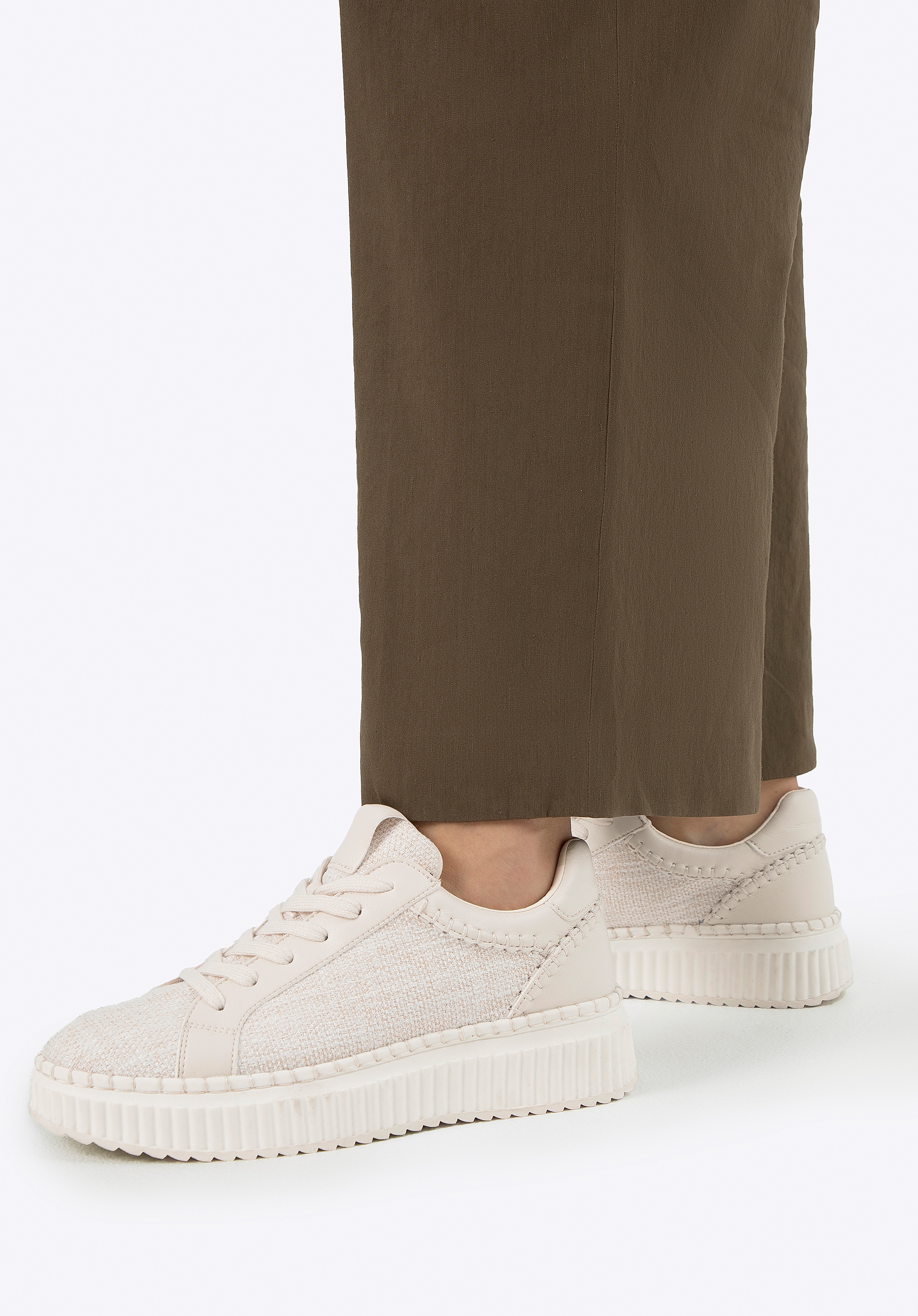 Damskie sneakersy z materiału włókienniczego i ekoskóry złamana biel