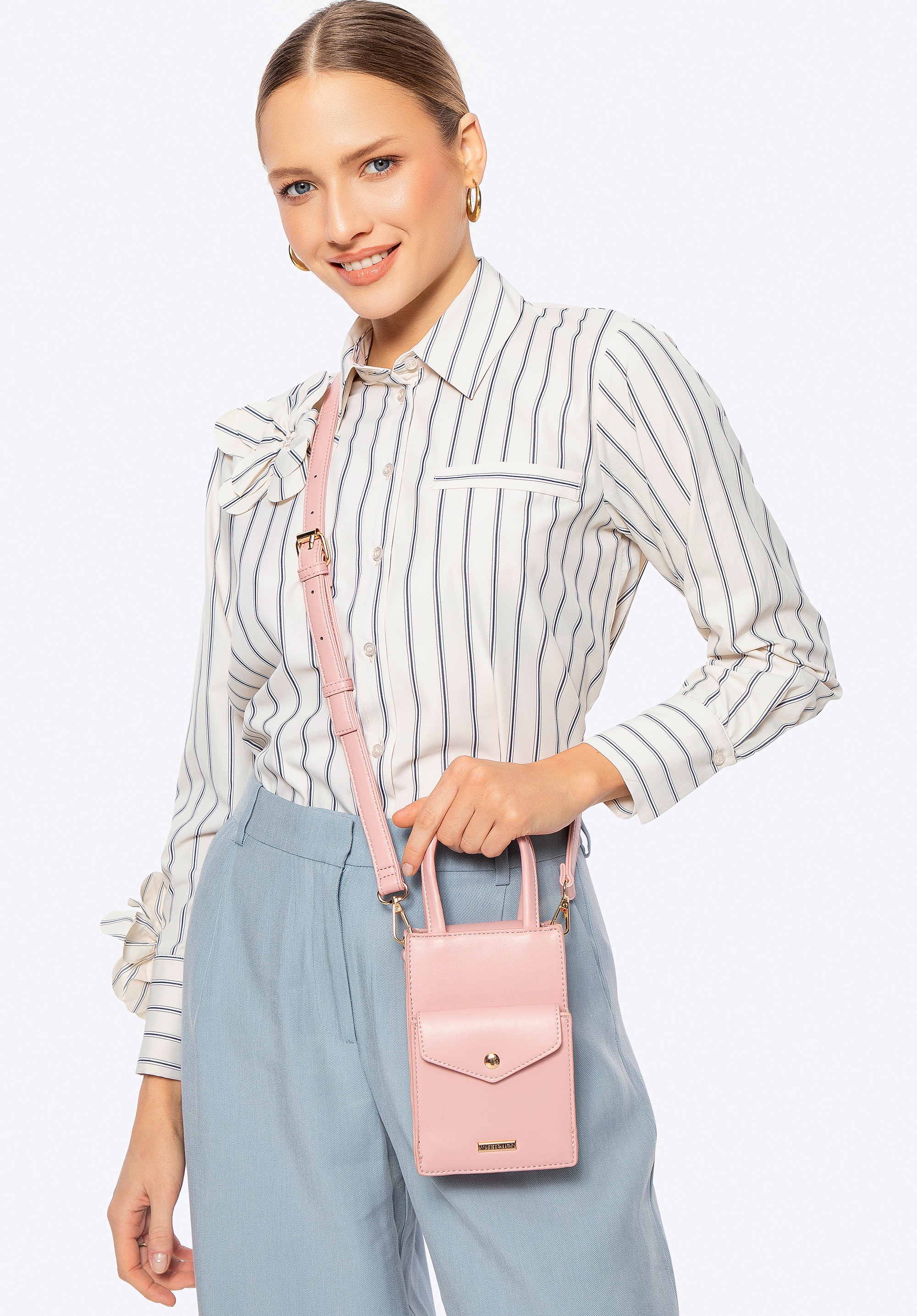 Damska minitorebka na telefon z ekoskóry różowa