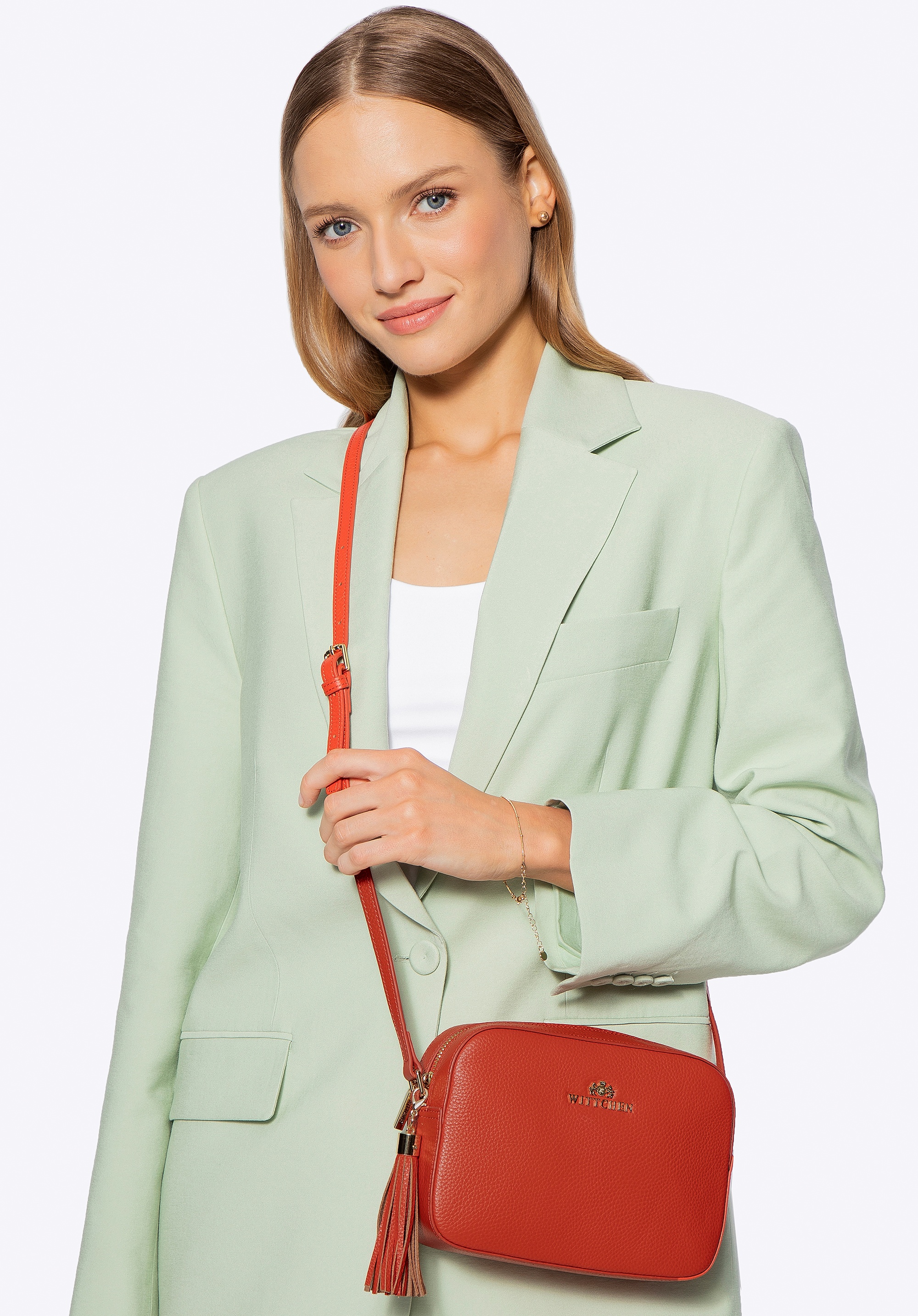 Damska listonoszka skórzana pudełkowa z chwostem pomarańczowa