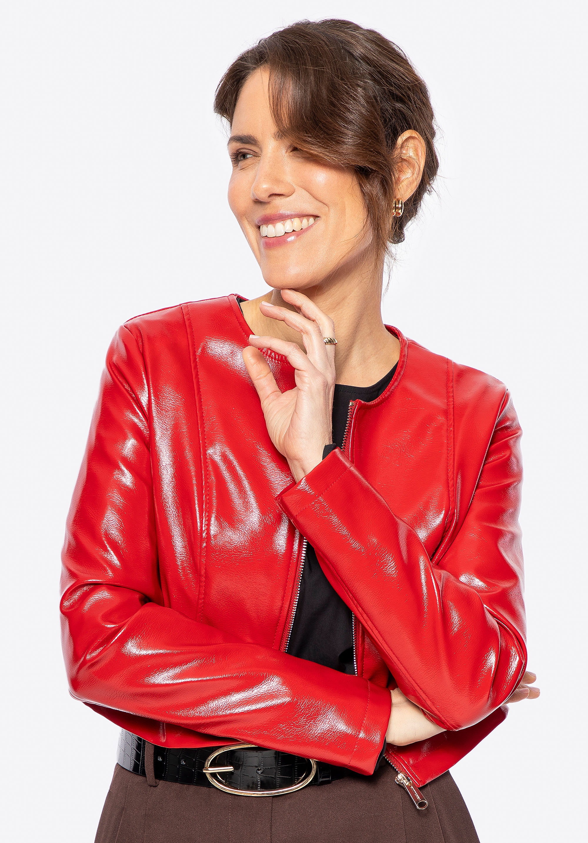 Krótka kurtka z ekoskóry czerwona