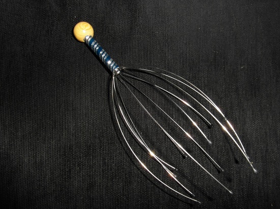 Masażer do głowy - uwalnia endorfiny