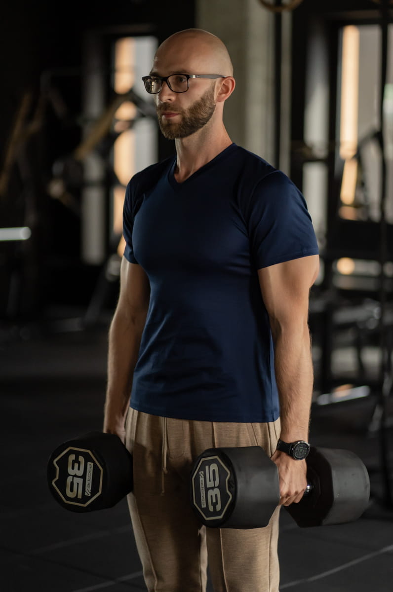 Granatowy T-shirt V-neck