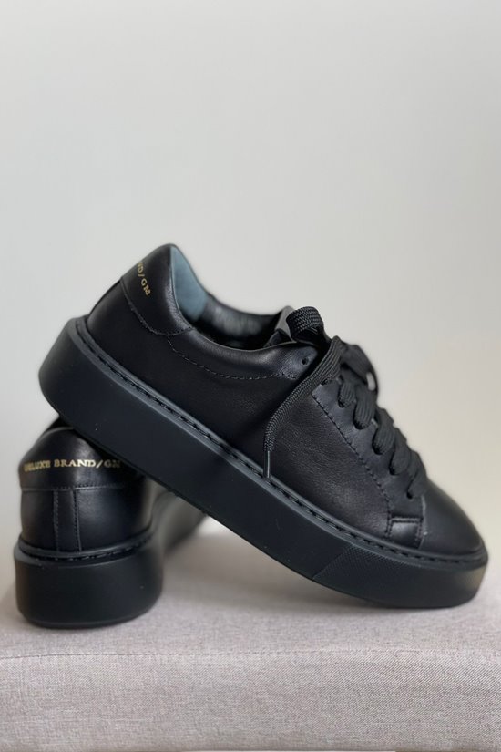 Sneakersy SNF 15 Czarny lico