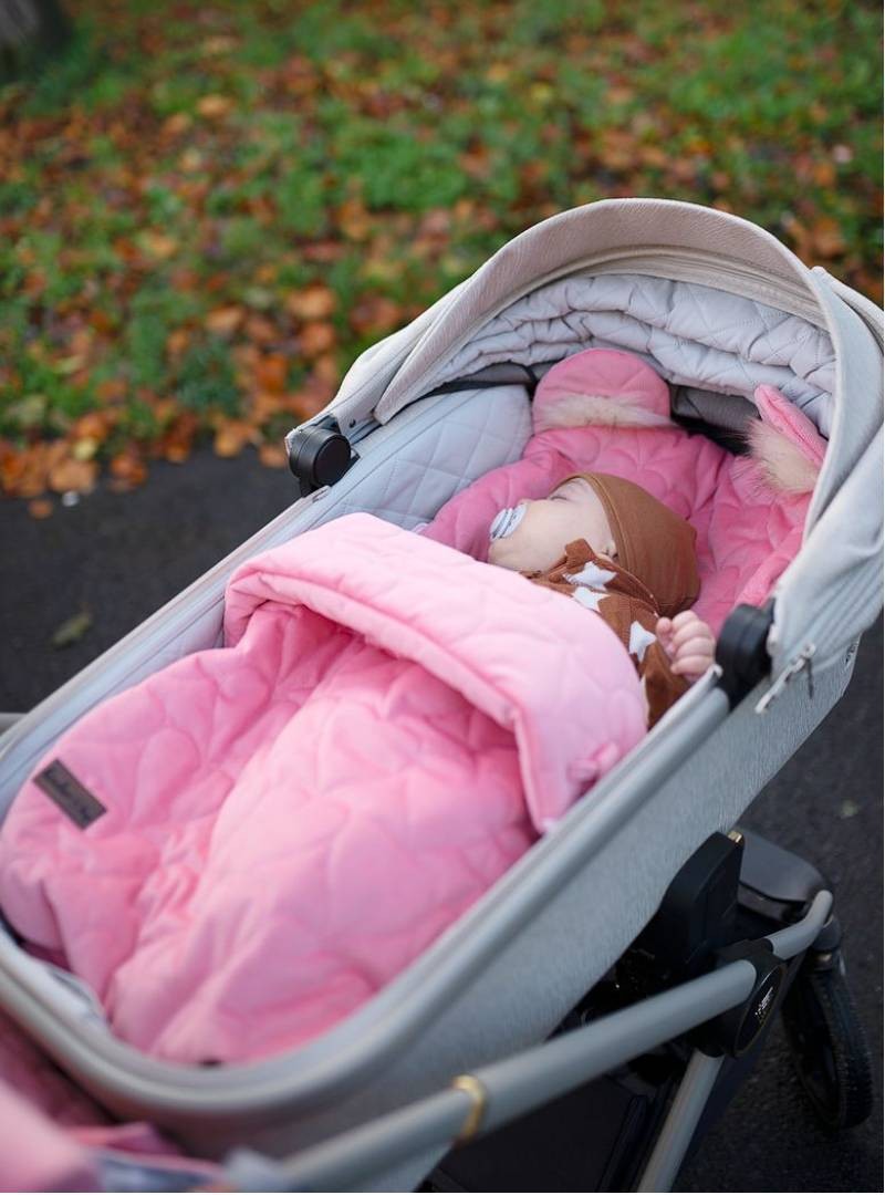 Śpiworek niemowlęcy Dream Catcher Hearts Strawberry 6in1 bez otworów na pasy 80x45 cm