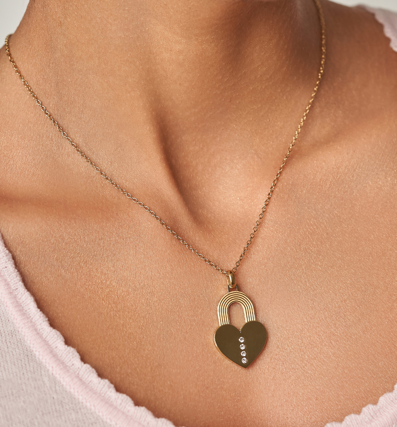 Naszyjnik złoty z sercem Boho Heart - By Dziubeka