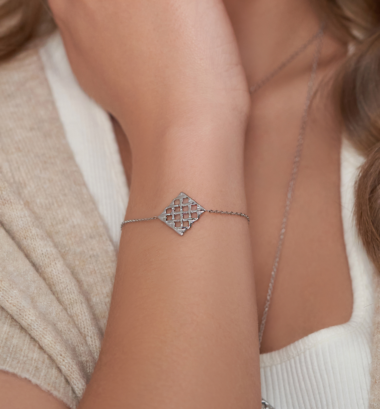 Bransoletka srebrna Handsomely - By Dziubeka