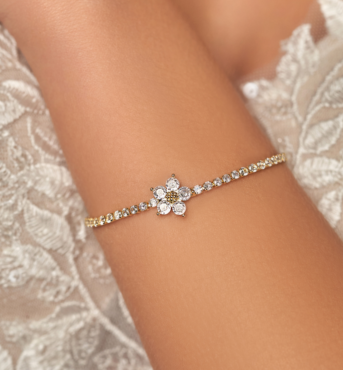 Bransoletka kryształkowym kwiatkiem Instyle BSS0106 - By Dziubeka