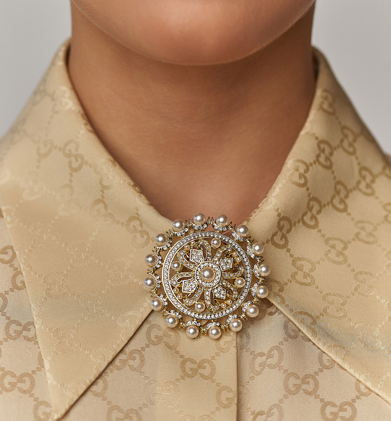 Broszka złota z perłami Molly BRPE0025 - By Dziubeka