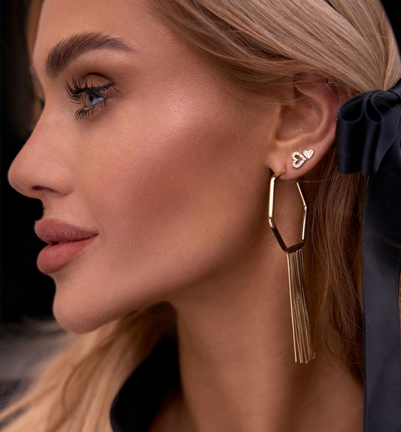 Kolczyki z łańcuszkami złote Radiant Bloom - By Dziubeka