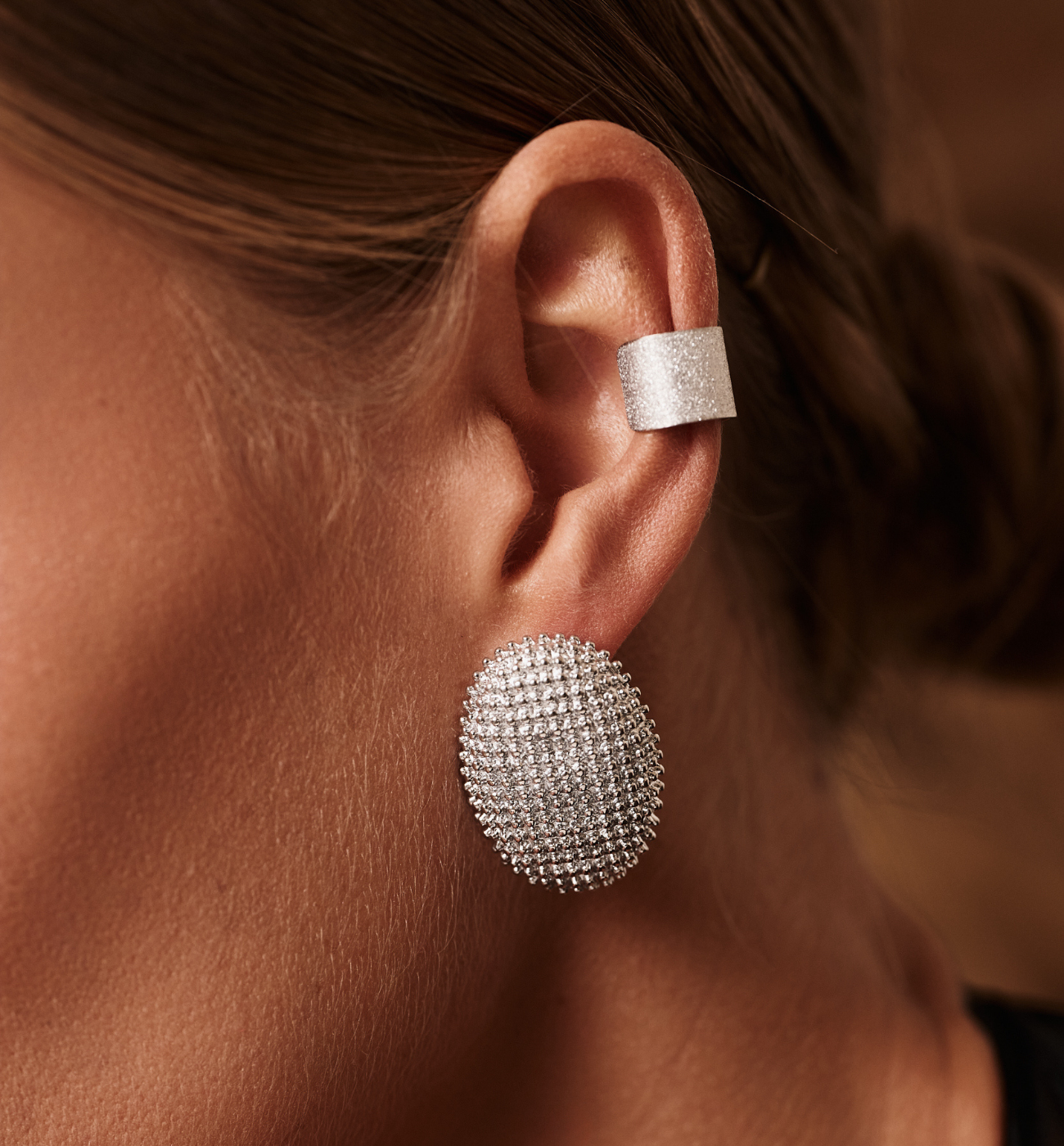 Kolczyki owalne fakturowane srebrne KSY0389 - By Dziubeka