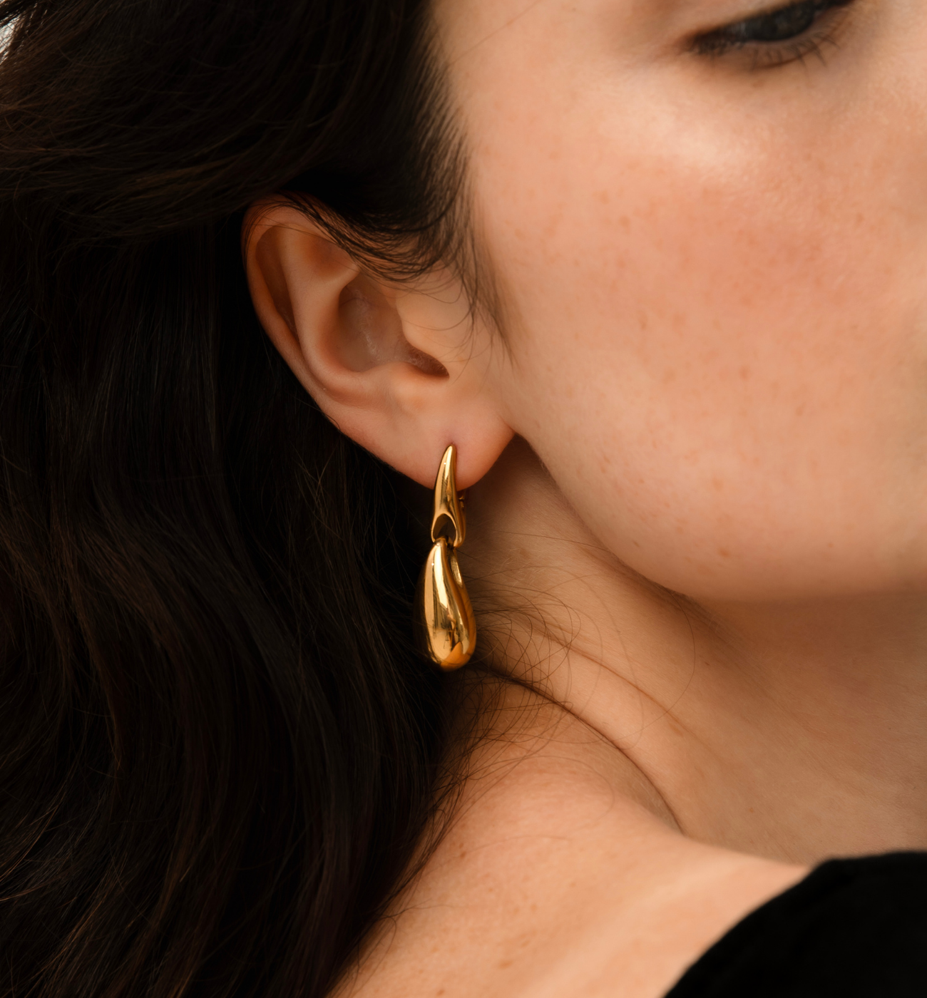 Kolczyki złote wiszące Twist Drops KSA2061