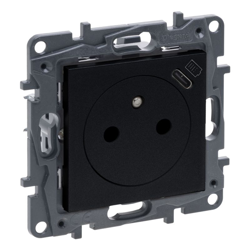 Gniazdo pojedyncze Legrand Niloe USB C z uziemieniem czarne