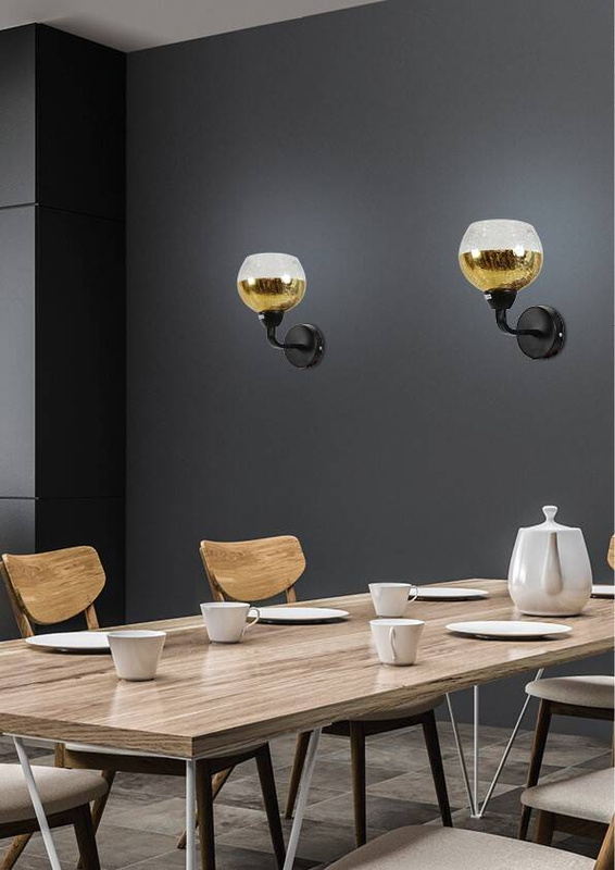 Czarny kinkiet lustrzany z kloszem bite szkło do łazienki CROMINA GOLD