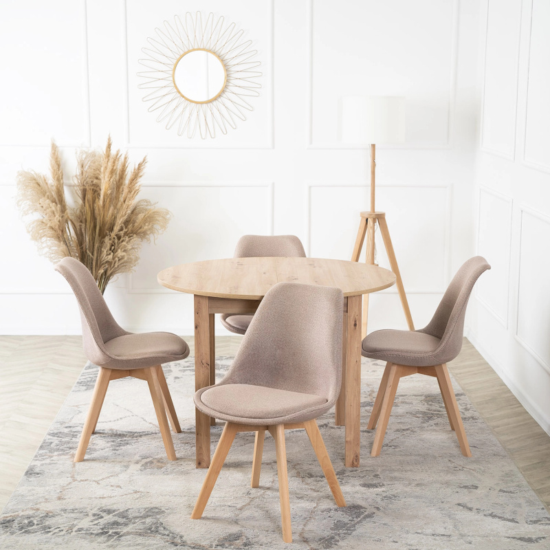 Beżowe krzesło do jadalni na drewnianych nogach NEVER