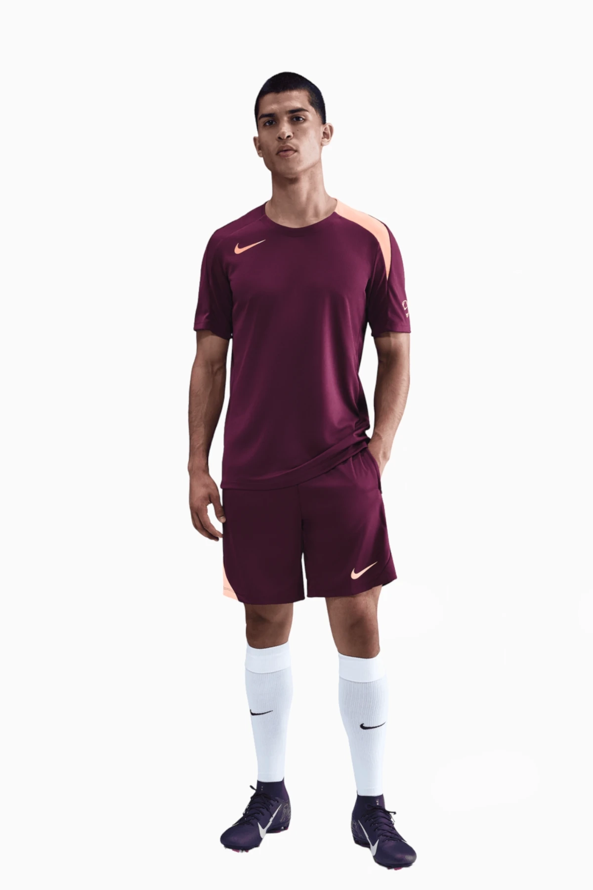 Koszulka Nike Strike Dri-FIT Total 90 - Bordowy