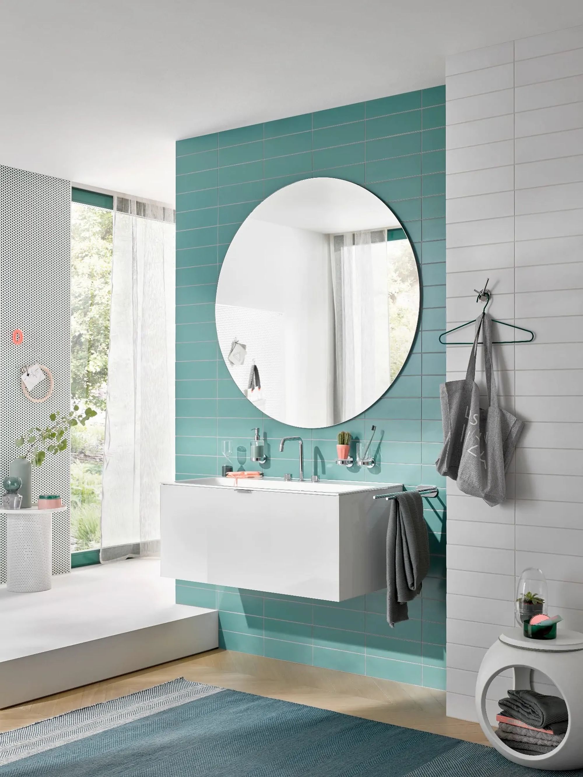 Emco Round kubek do mycia zębów z uchwytem chrom/szkło przezroczyste 432000100