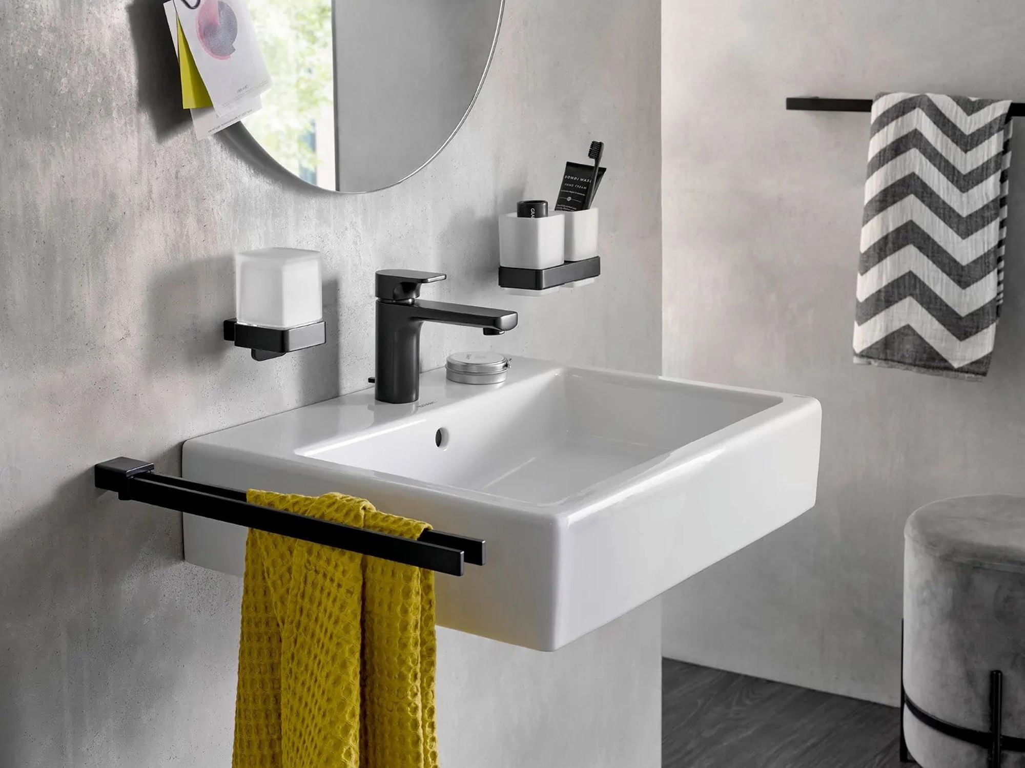 Emco Loft kubek do mycia zębów podwójny z uchwytem czarny/szkło satynowe 052513300