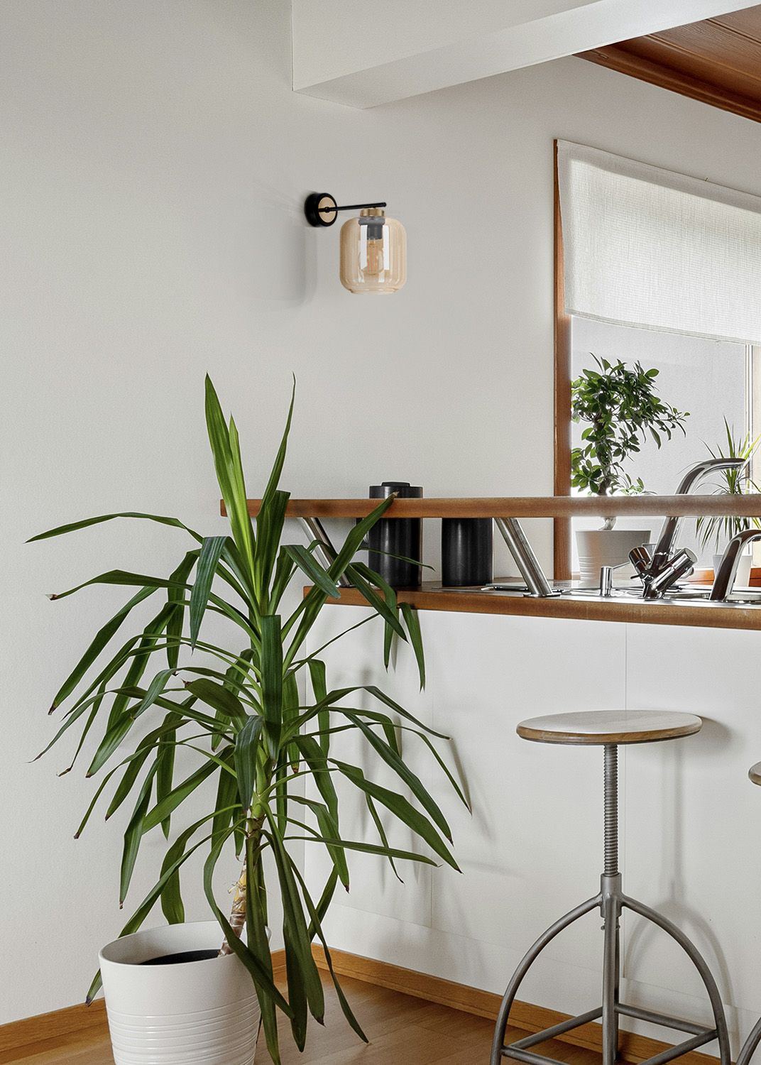 Kaja Iga kinkiet 1x15 W czarny-złoty-bursztynowy K-5513 - Wysyłka w 24h