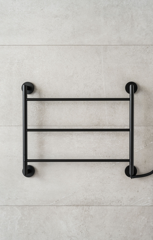 P.M.H. Britta grzejnik elektryczny 71,2x85,9 cm czarny BR1B-RK