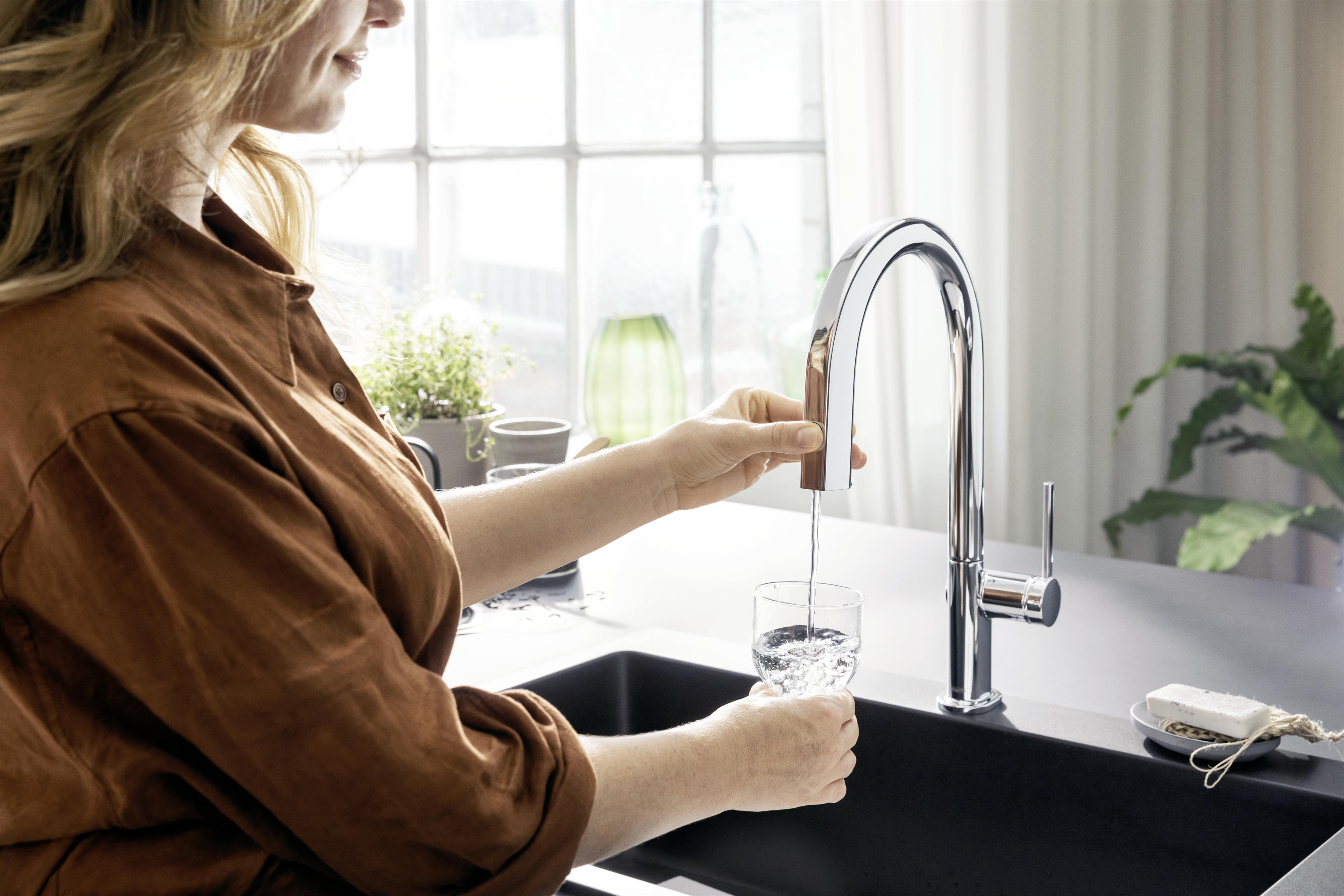 Hansgrohe Aqittura M91 bateria kuchenna stojąca z filtrem chrom 76800000