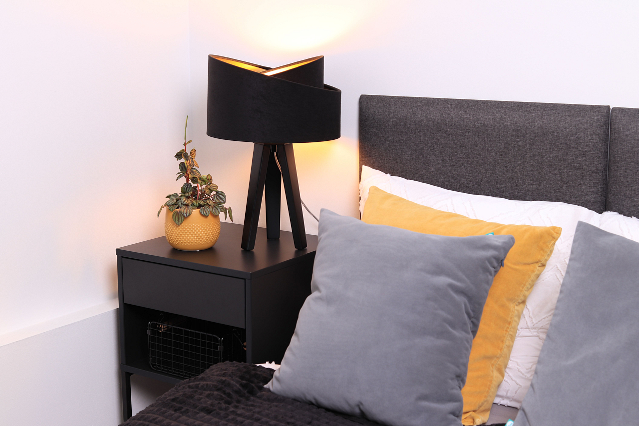 BPS Koncept Galaxy lampa stołowa 1x60 W biała-złota 060S-009CZ