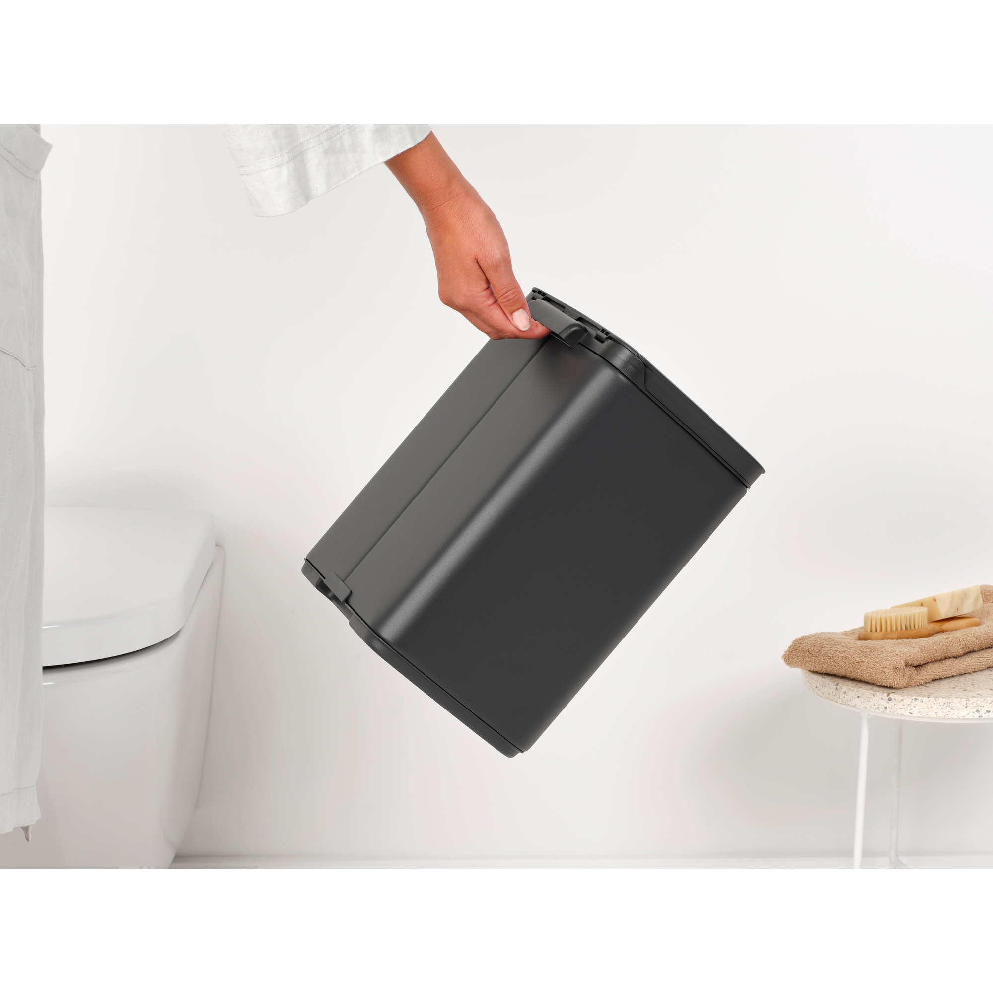 Brabantia Bo kosz na śmieci 7 l beżowy 233722