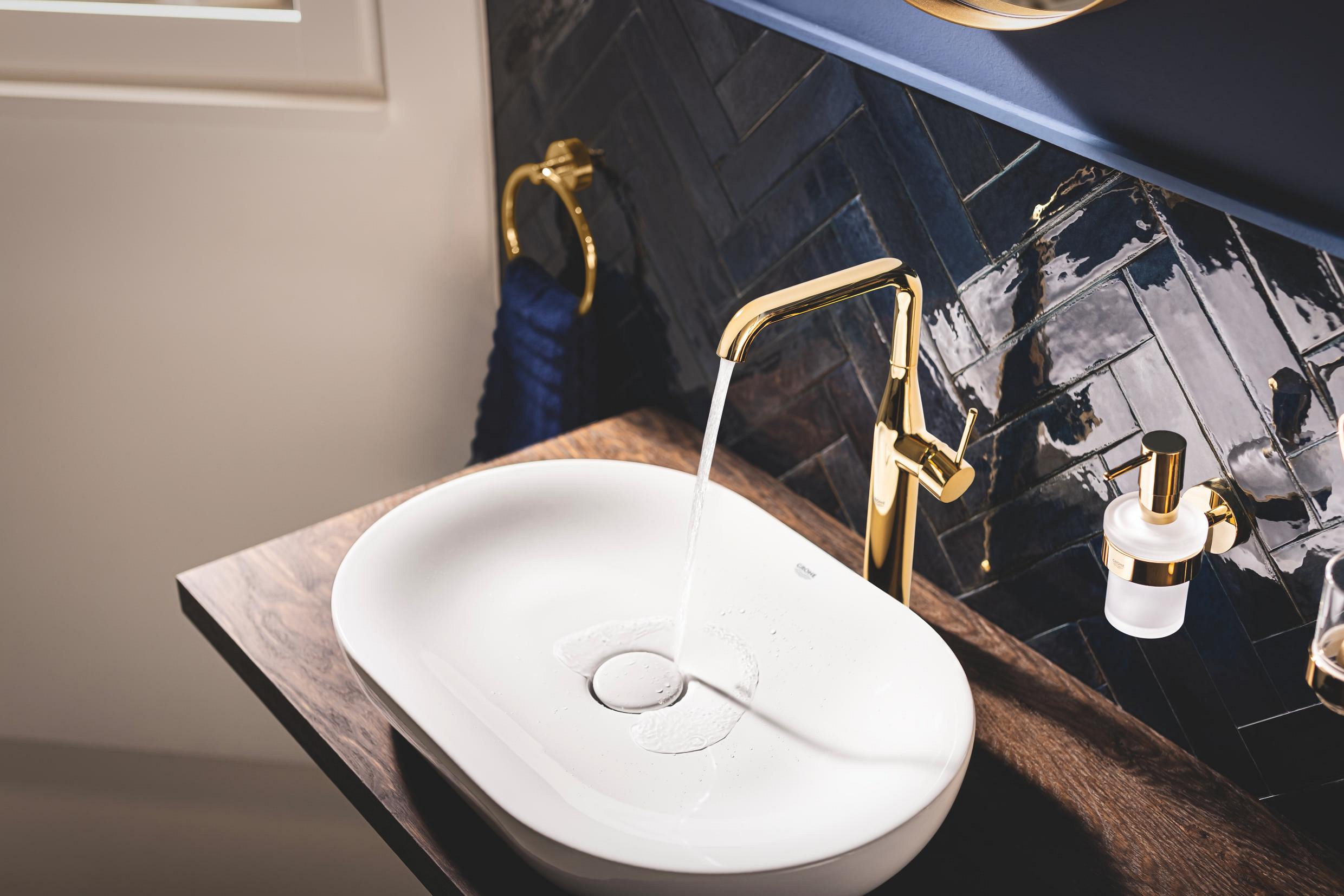 Grohe Essence New bateria umywalkowa stojąca wysoka cool sunrise 32901GL1 - Wysyłka w 24h