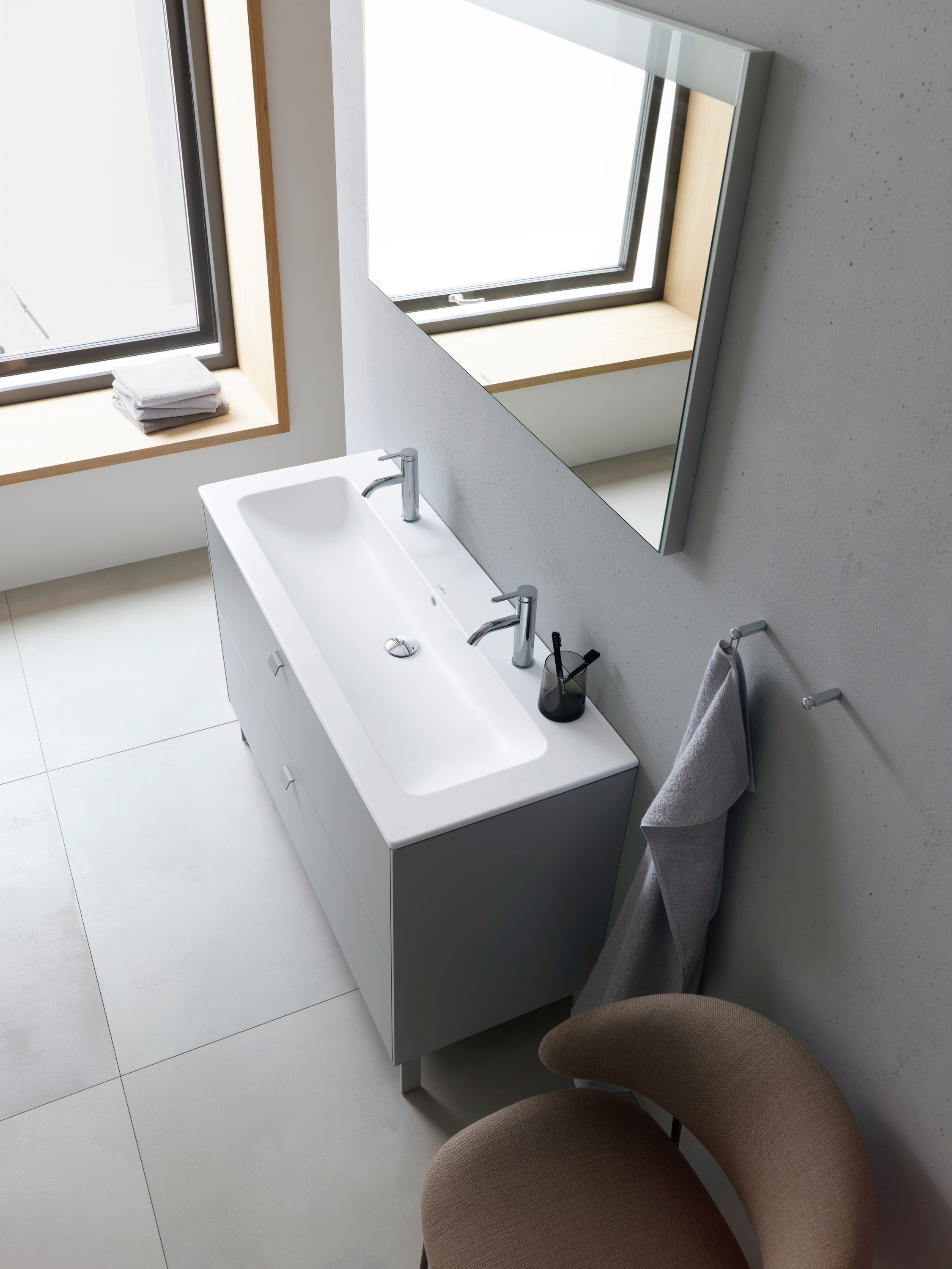 Duravit ME by Starck miska WC wisząca Rimless biały jedwabny mat 2529099000
