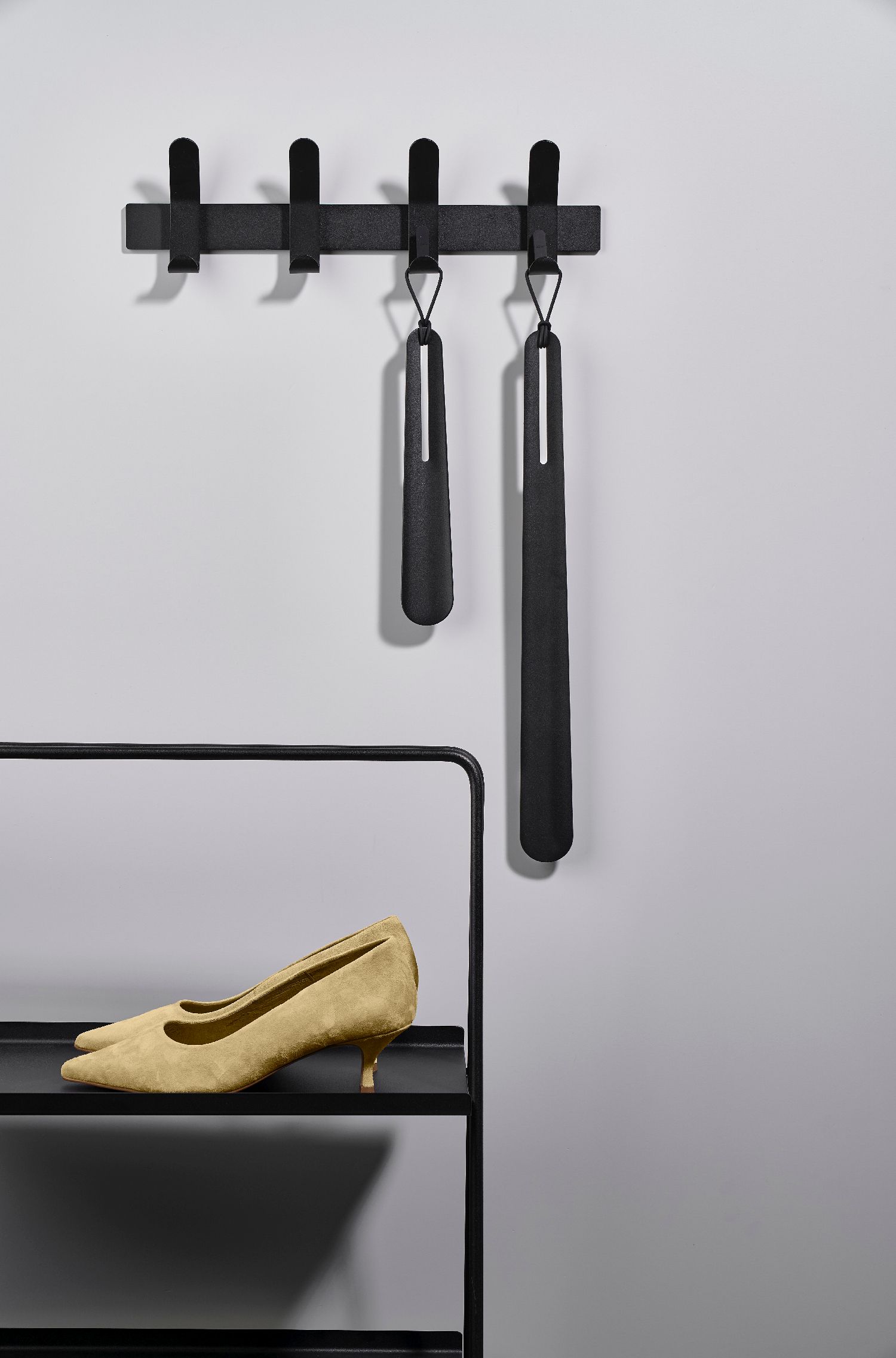 Zone Denmark A-Table regał kuchenny 53x29x75 cm czarny 331819