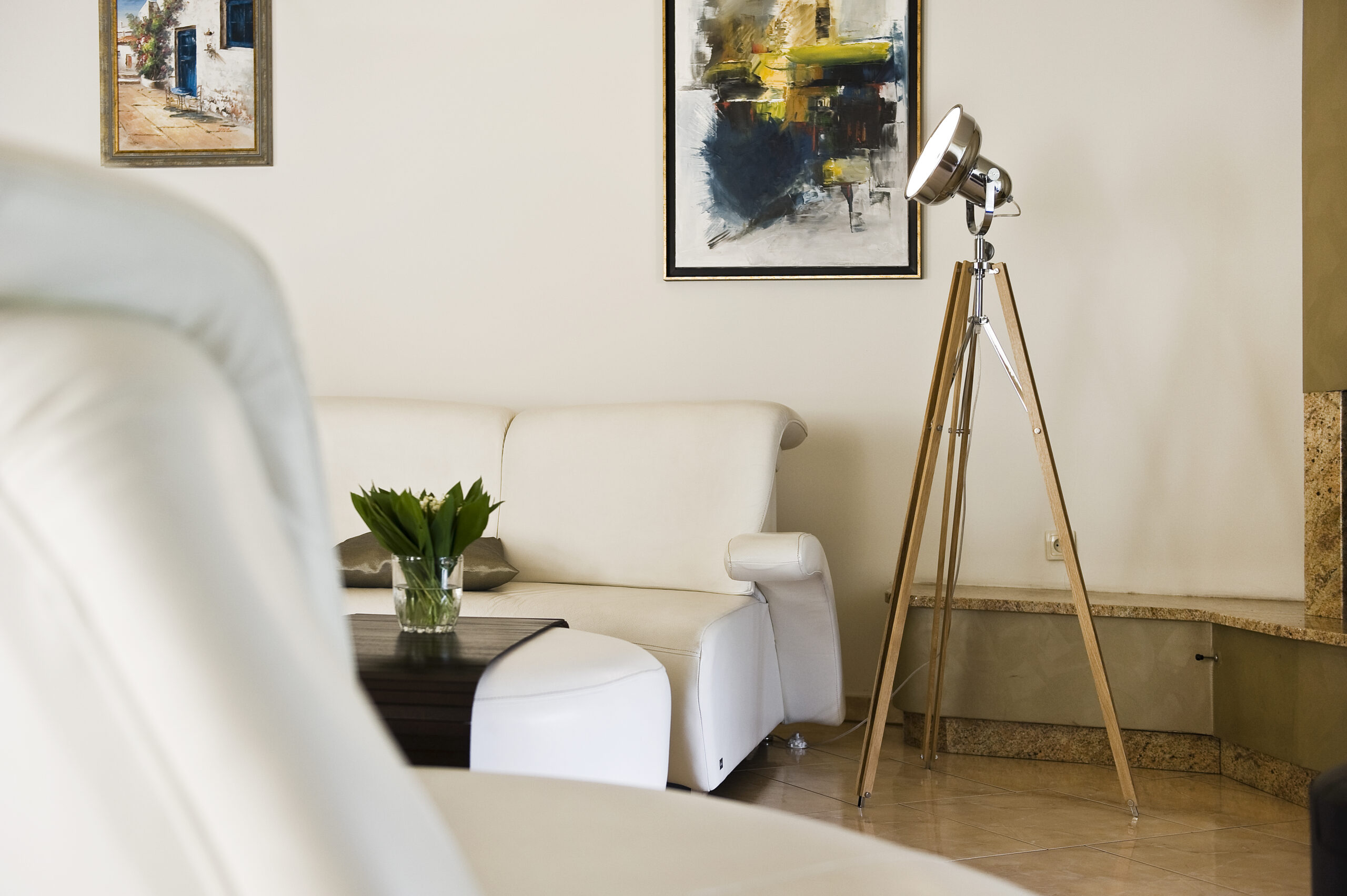 Argon Foto New lampa stojąca 1x22,5W LED drewno/chrom 3354