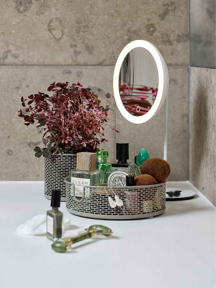 Zone Denmark Comfort lusterko kosmetyczne 18x34 cm okrągłe z oświetleniem biały 10913