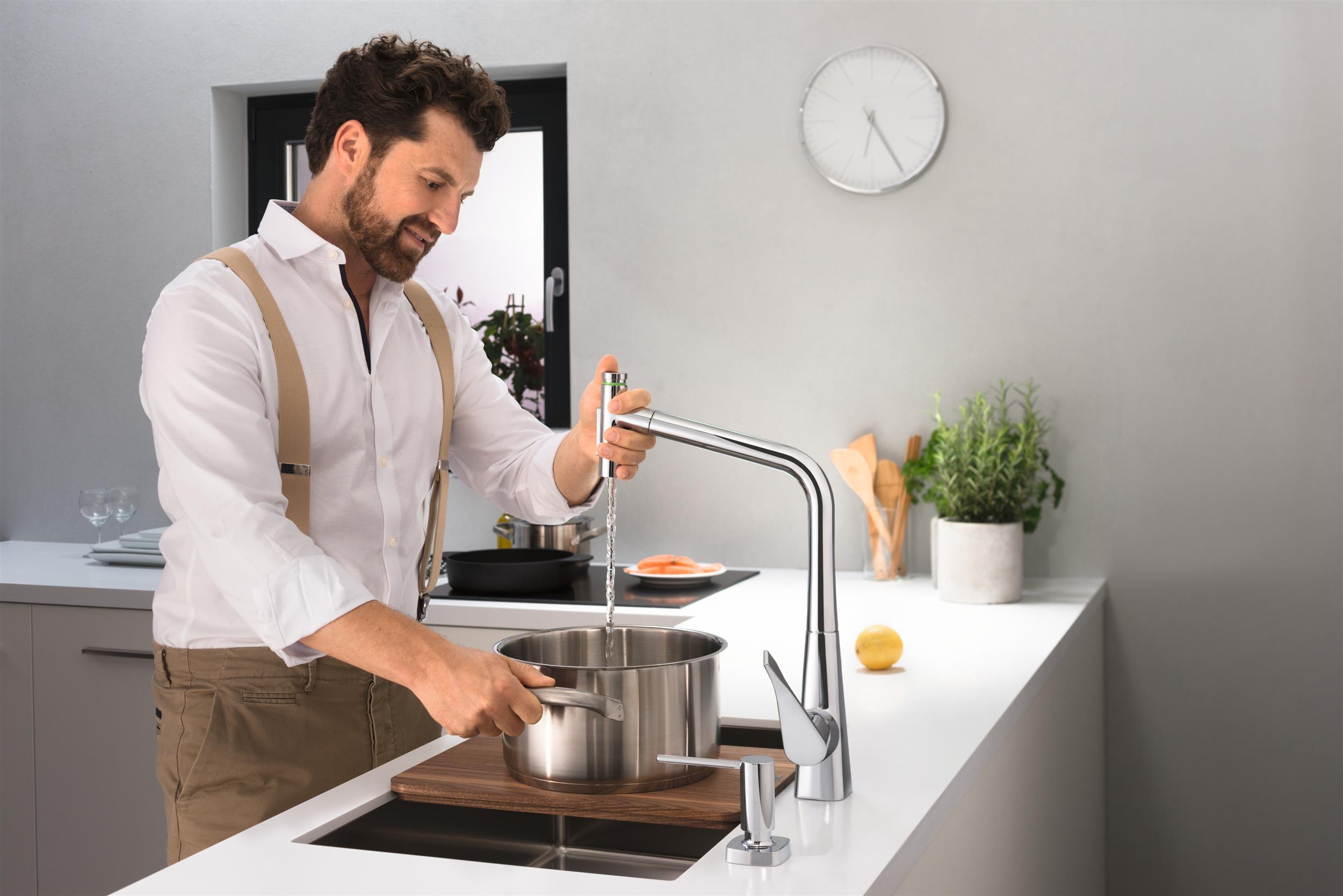 Hansgrohe deska kuchenna orzech włoski 40960000
