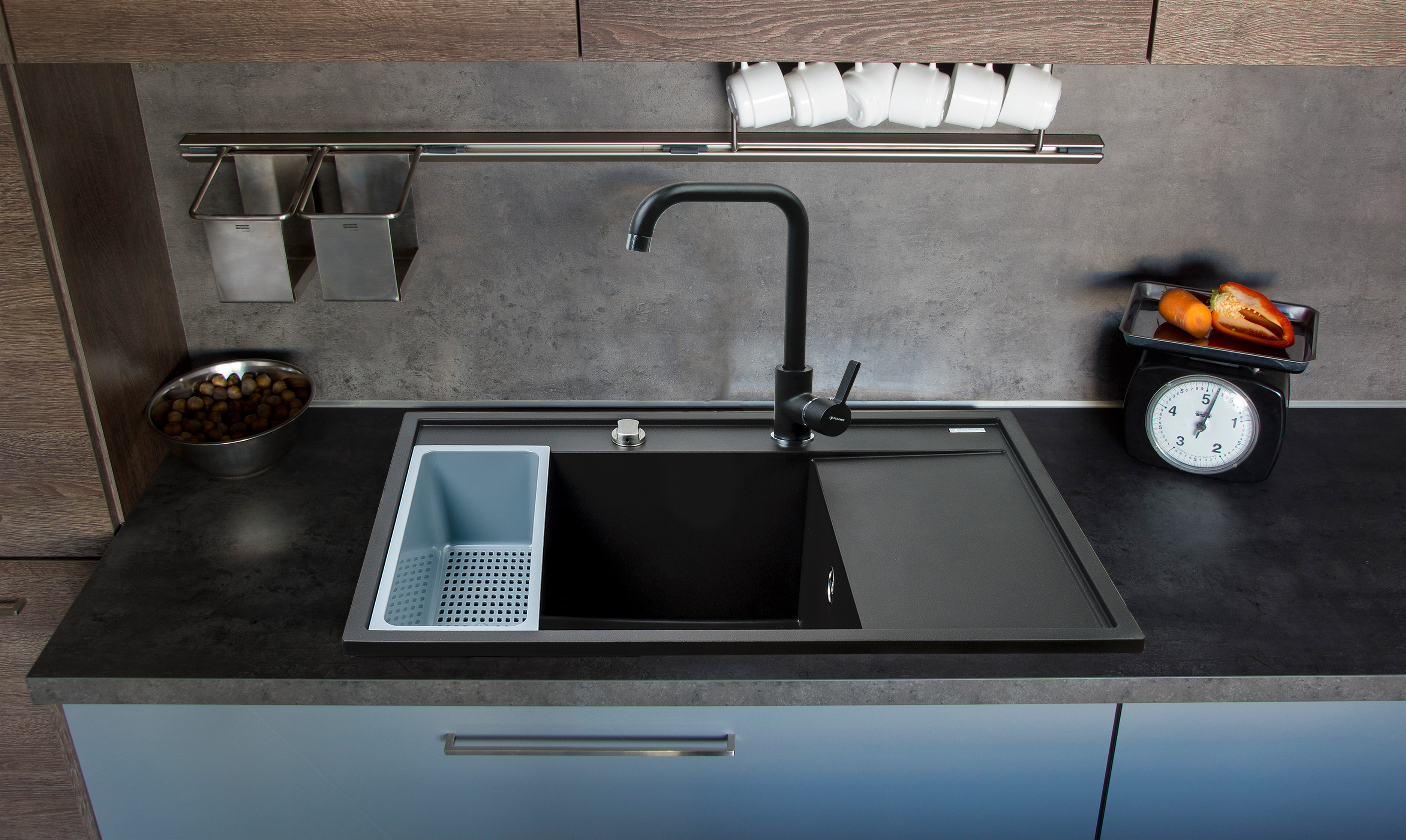 Pyramis Camea zlewozmywak granitowy 79x50 cm czarny 070168401