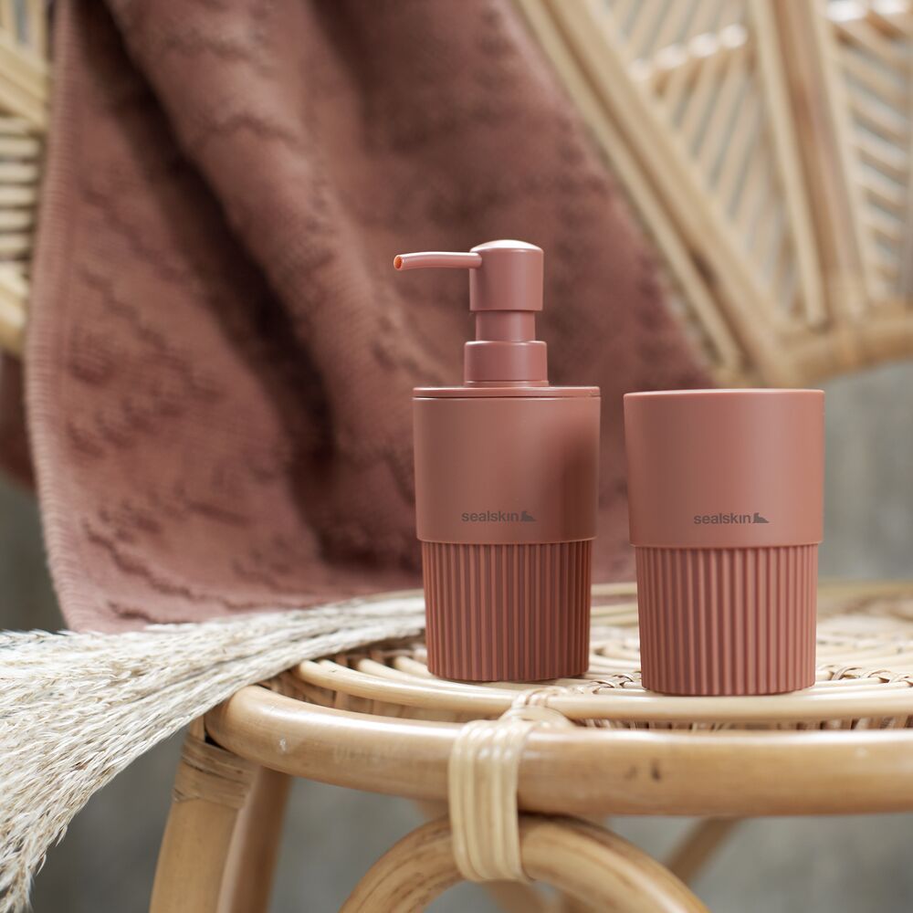 Sealskin Brave kubek na szczoteczki ciemny różowy 800021