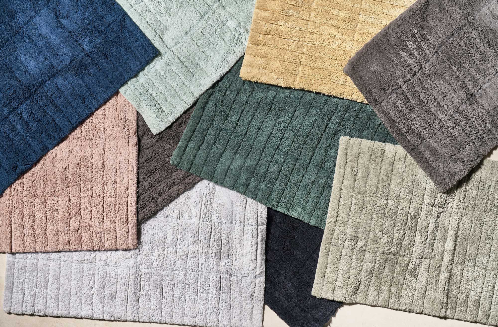 Zone Denmark Tiles dywanik łazienkowy 80x50 cm prostokątny szary 13533